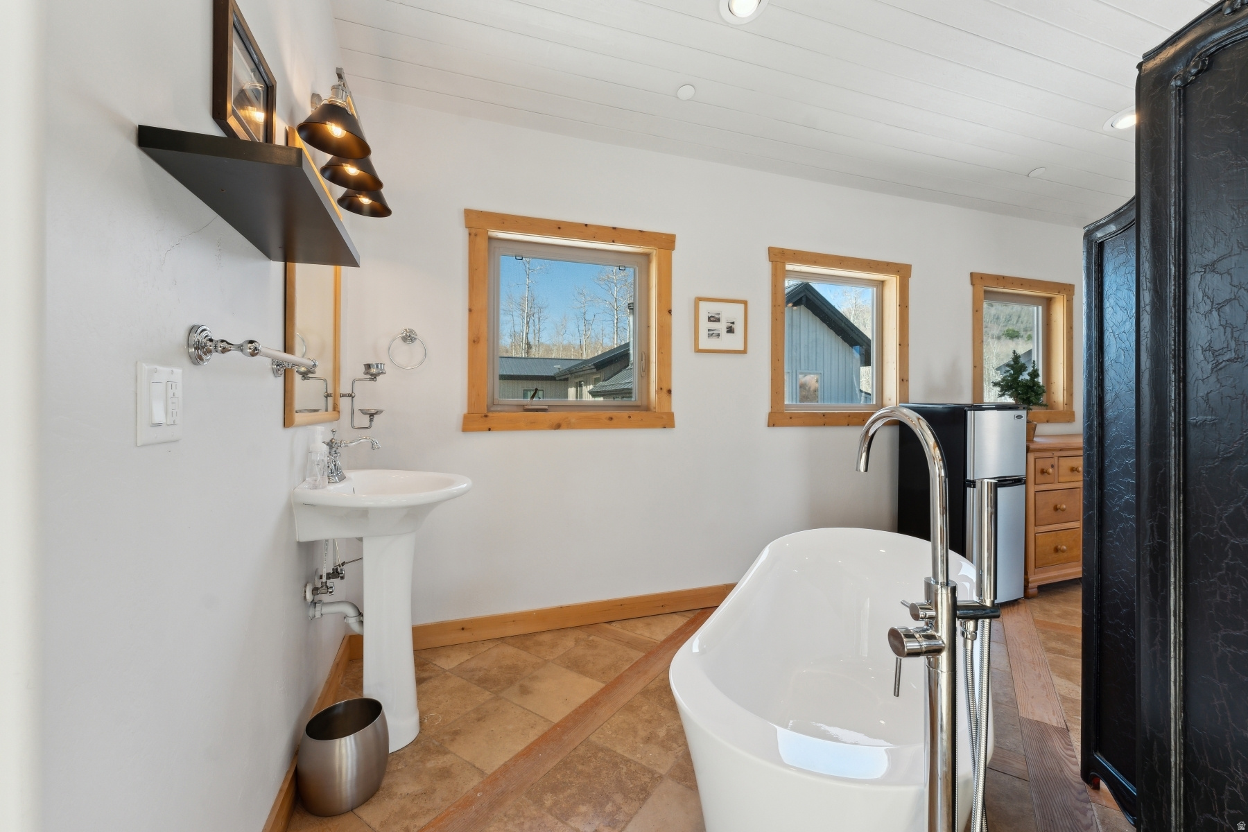 main property photo 61