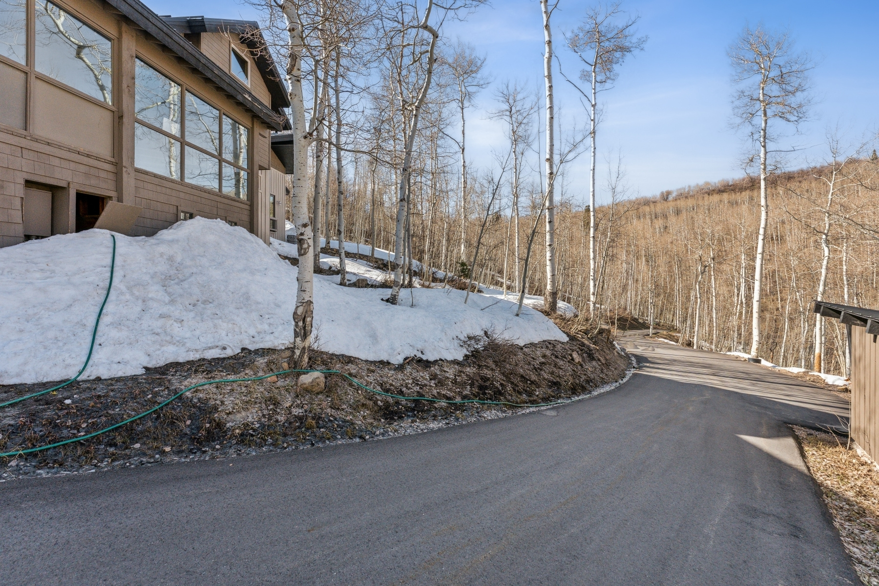 main property photo 68
