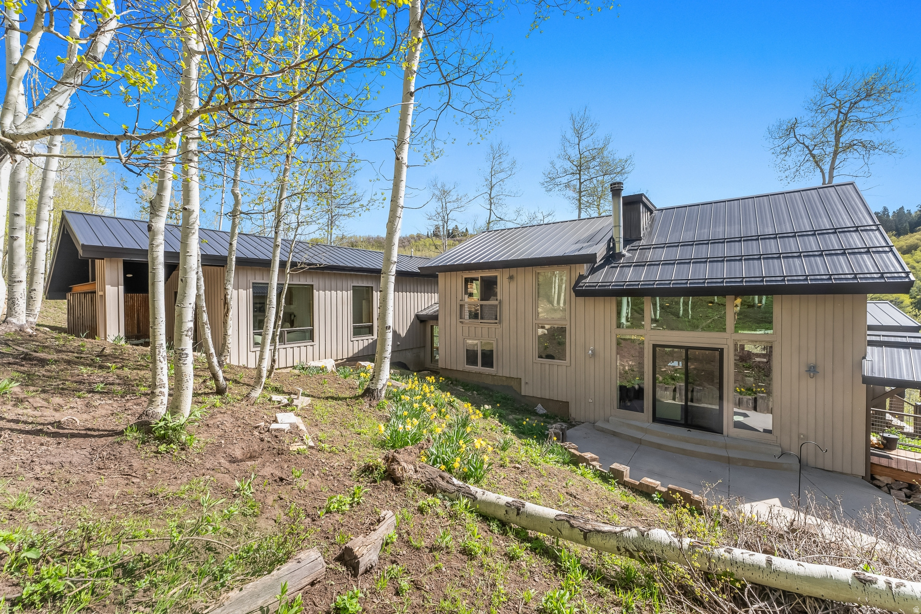main property photo 73