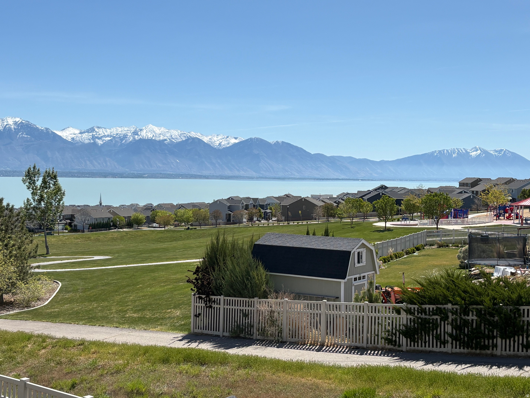 main property photo 48