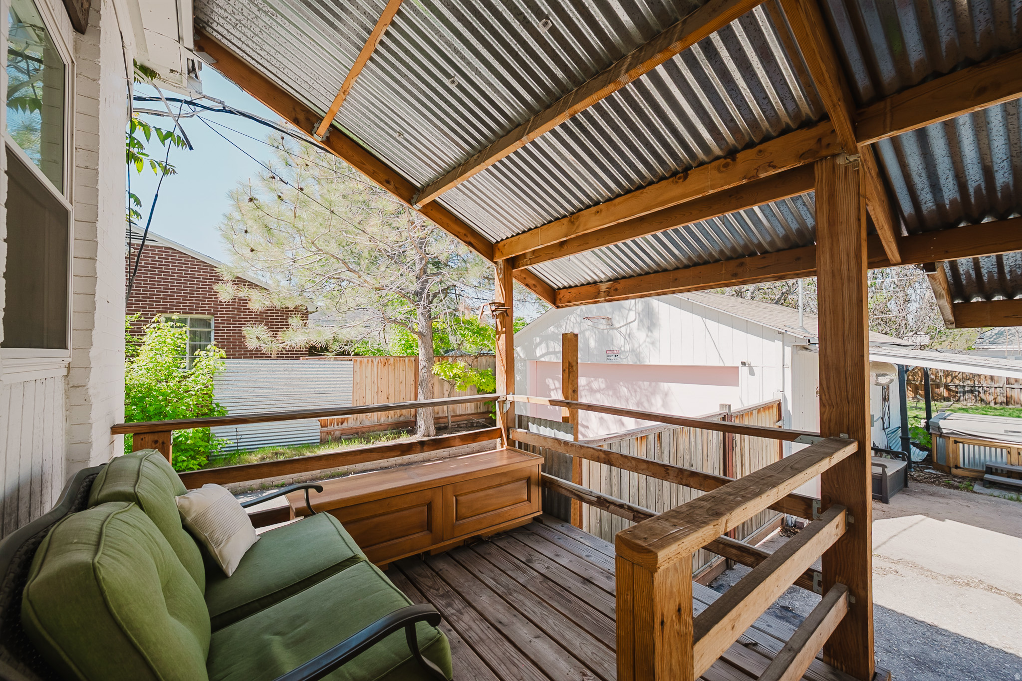 main property photo 13