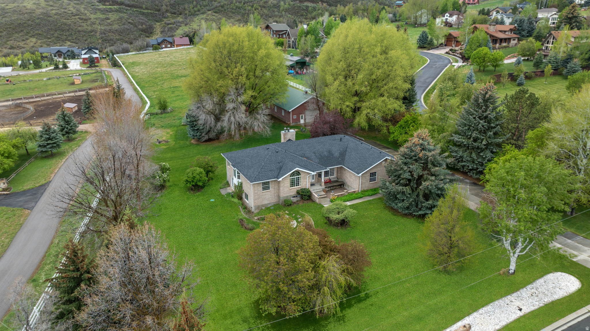 main property photo 2