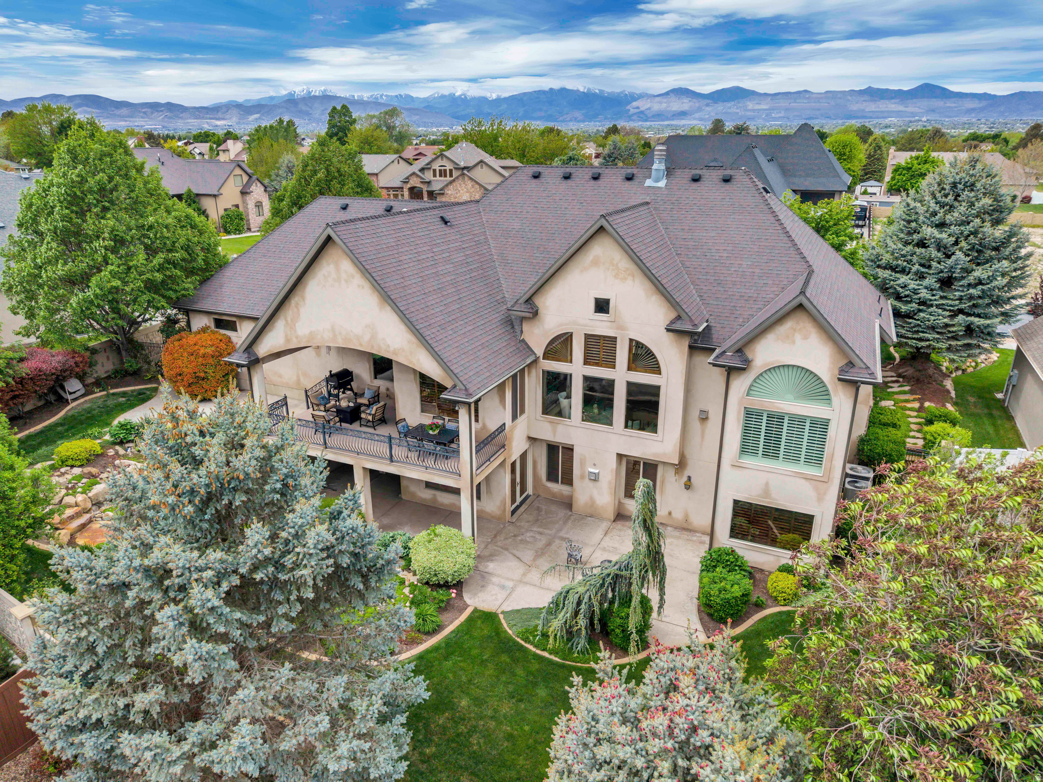 main property photo 50