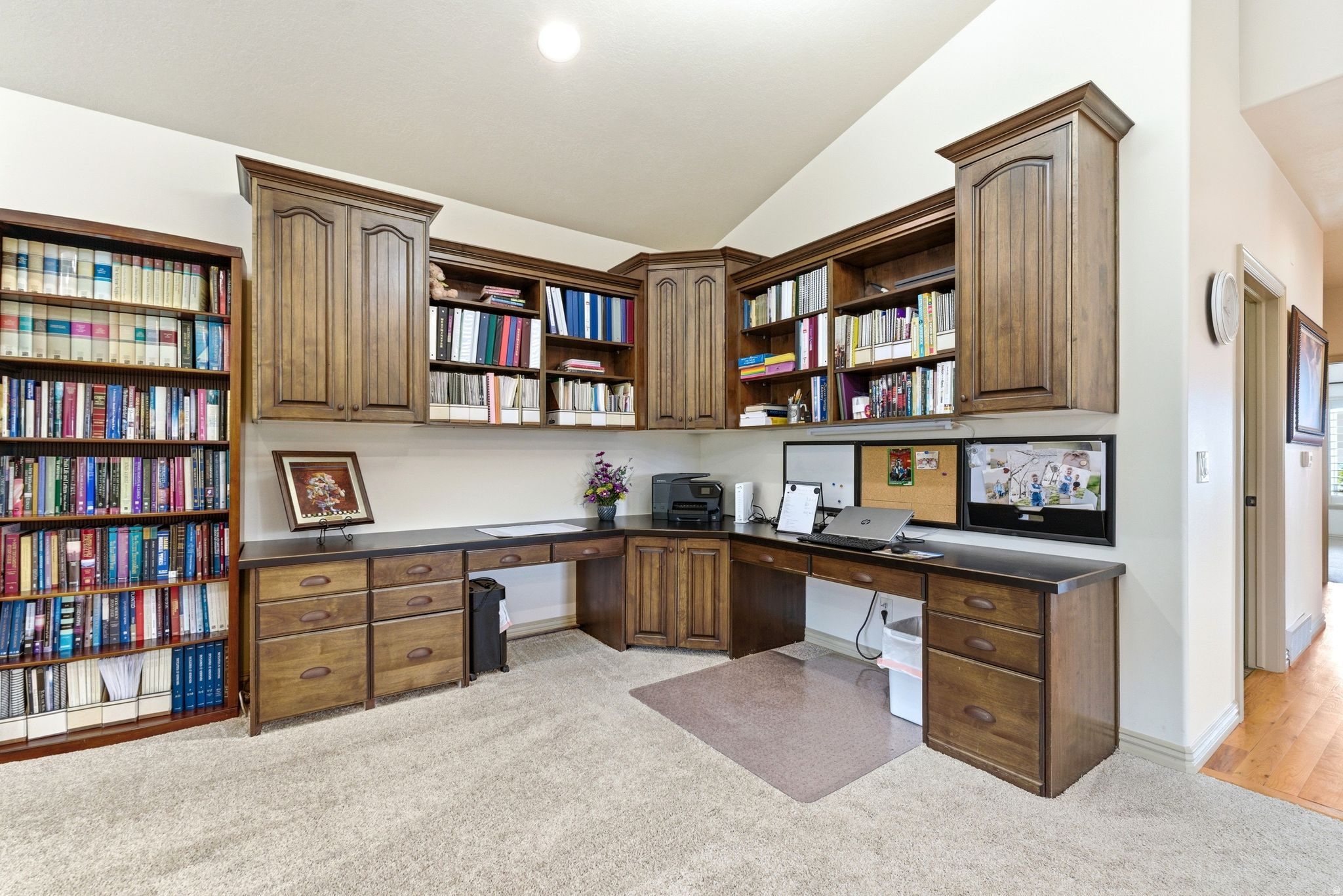 main property photo 9