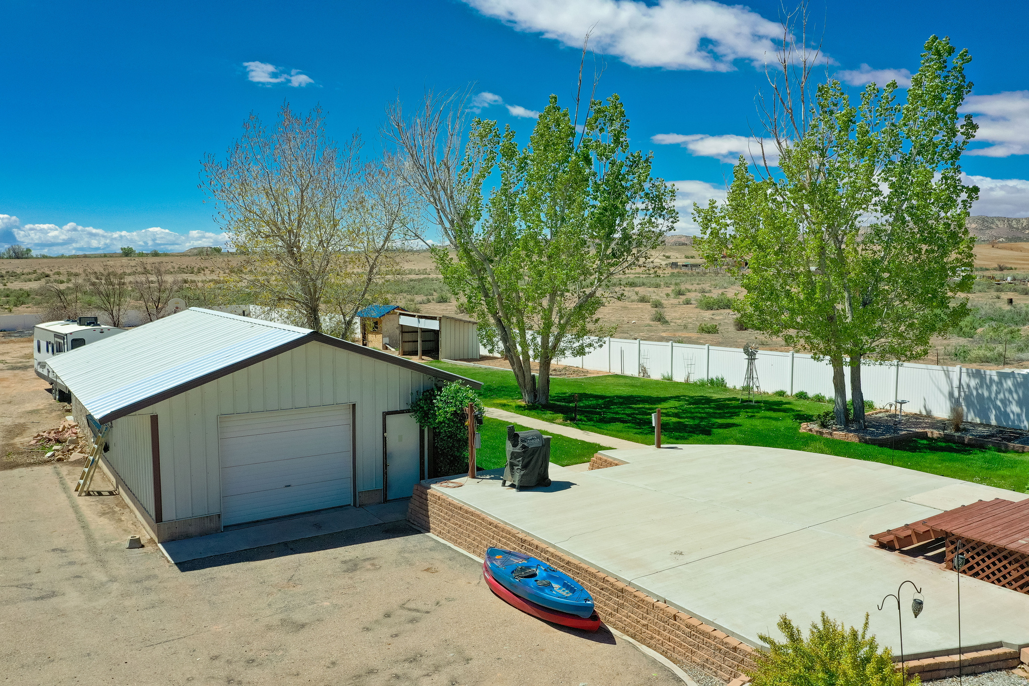 main property photo 25
