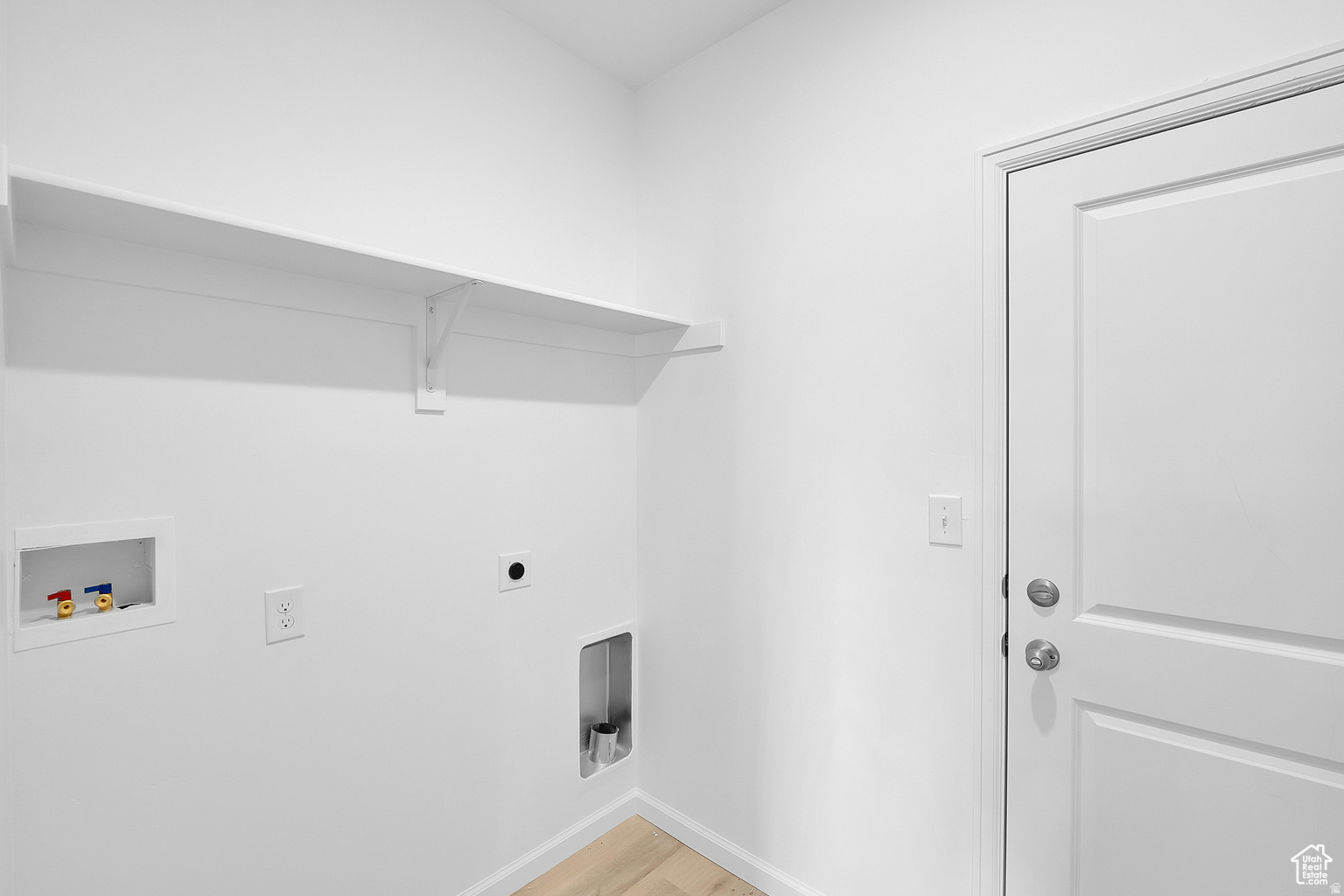 main property photo 12