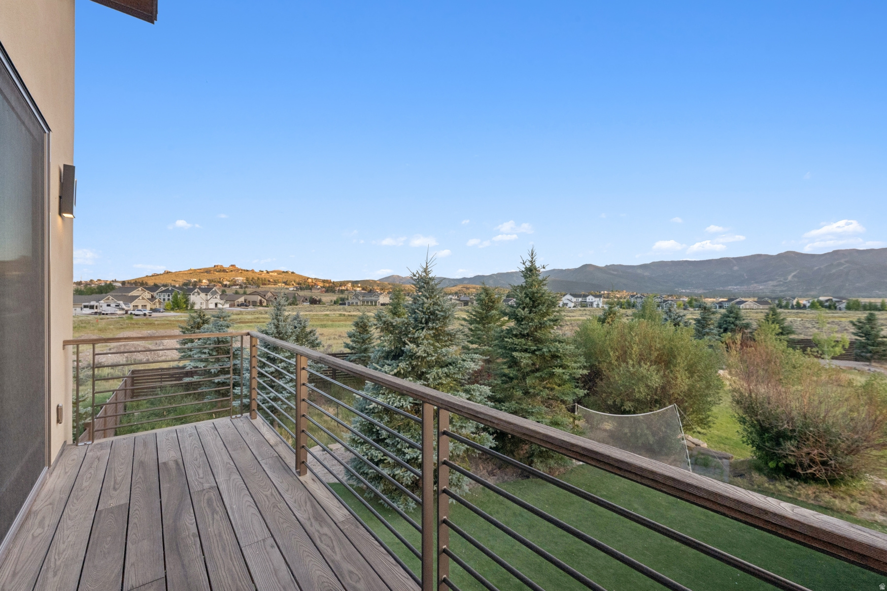 main property photo 44