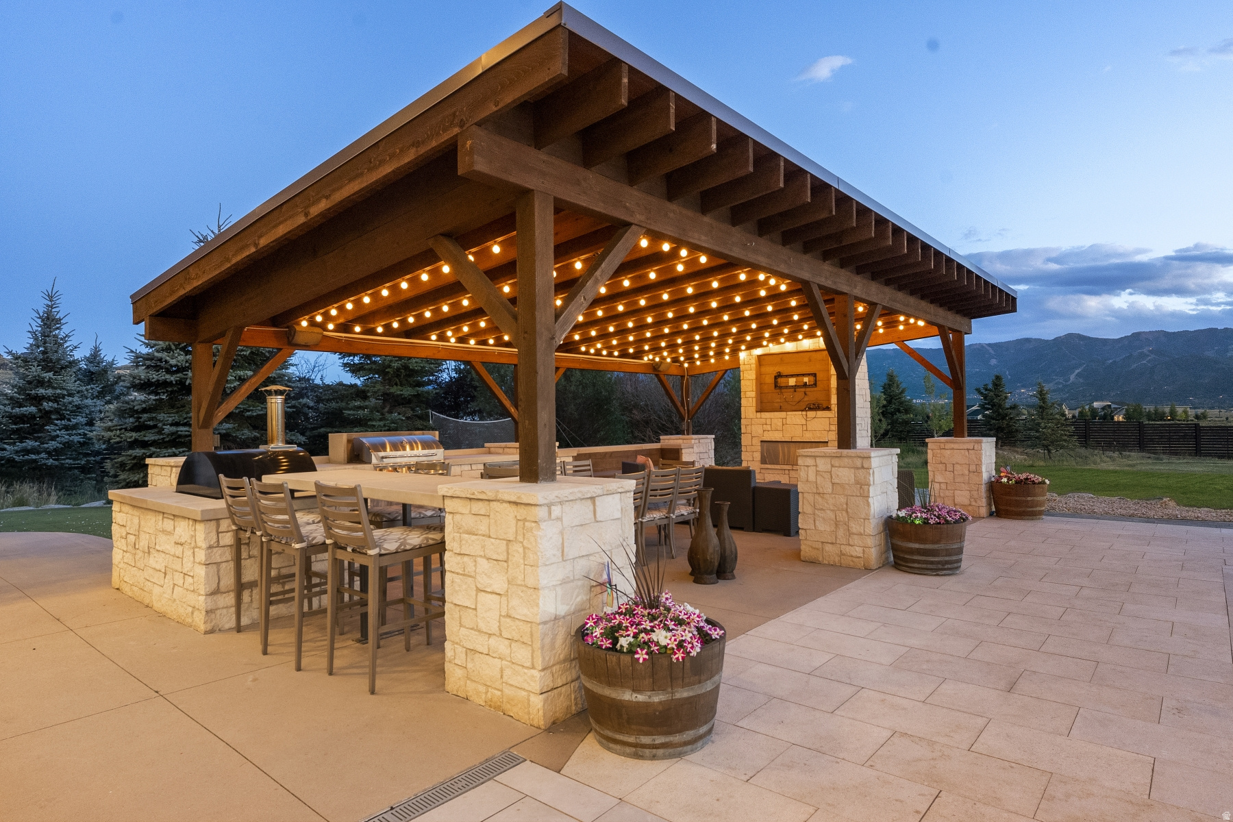 main property photo 77