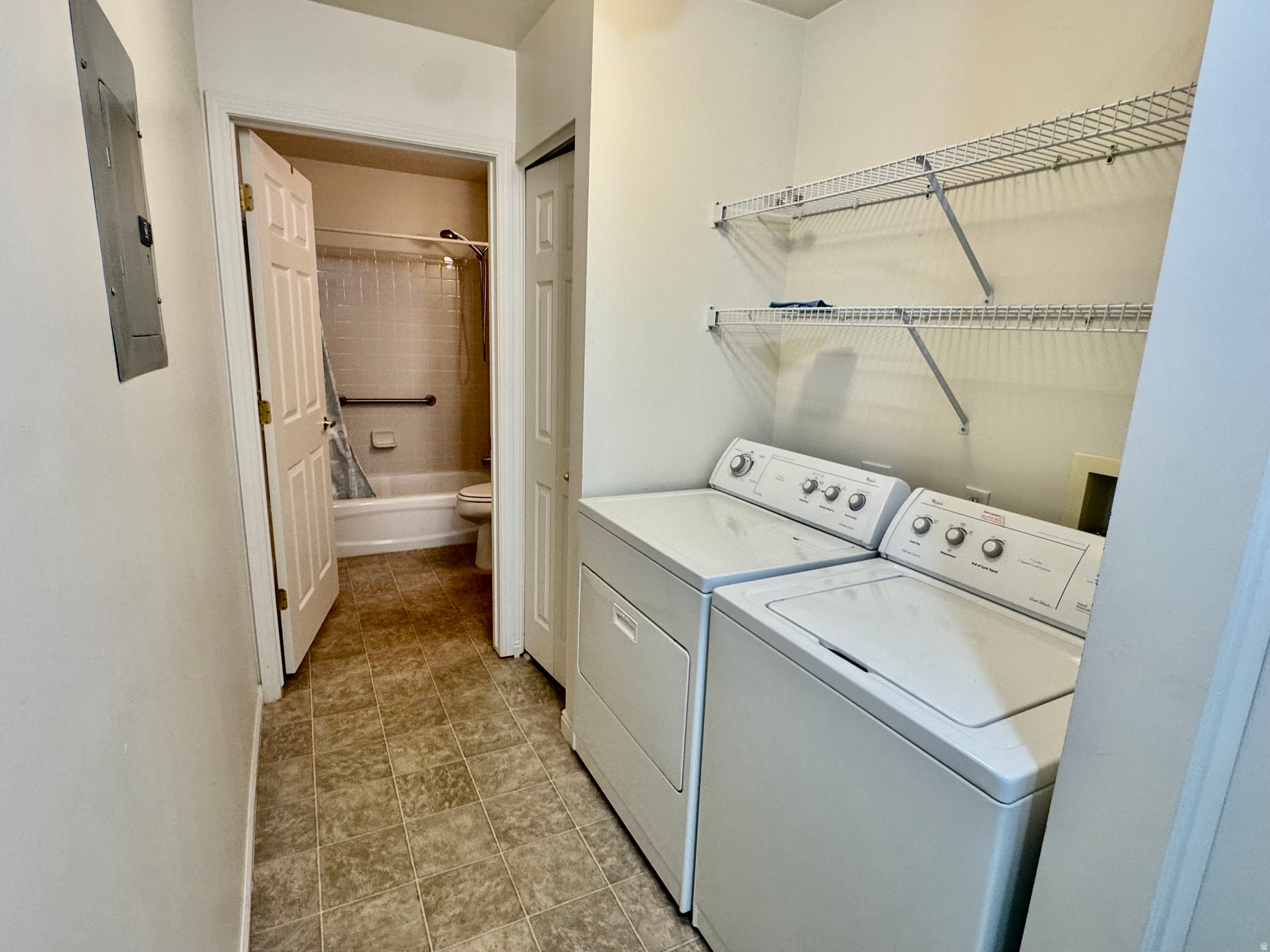 main property photo 19