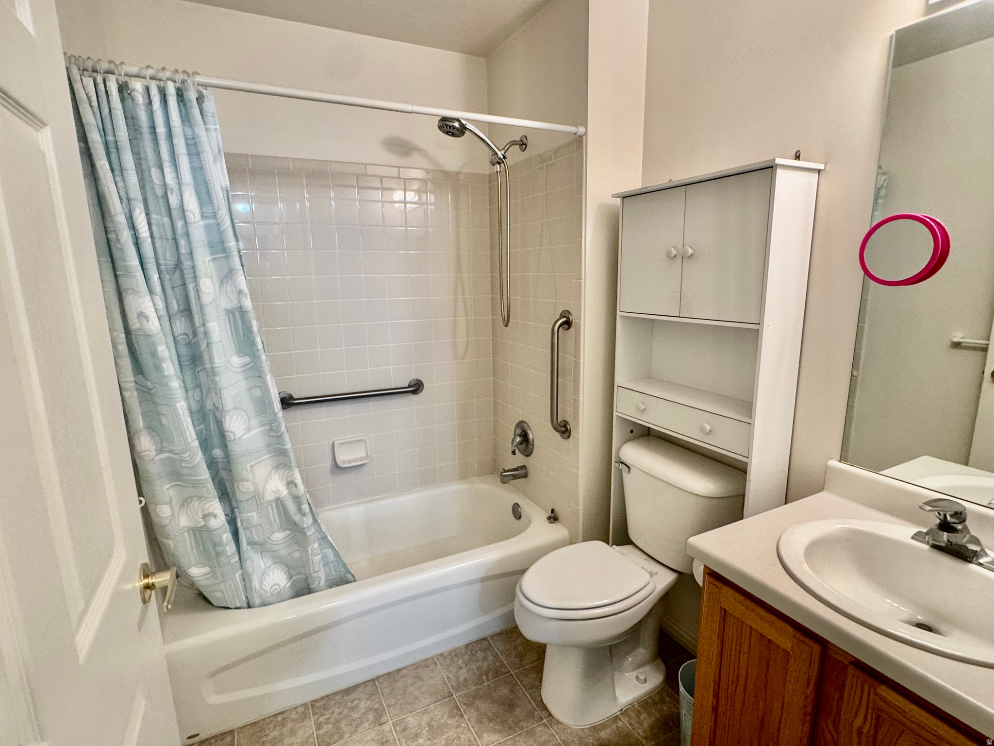 main property photo 22
