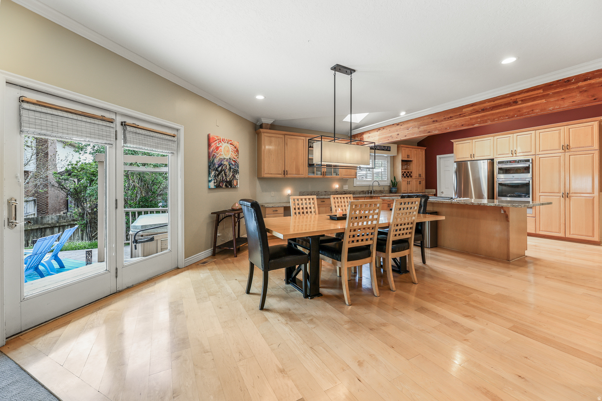 main property photo 14