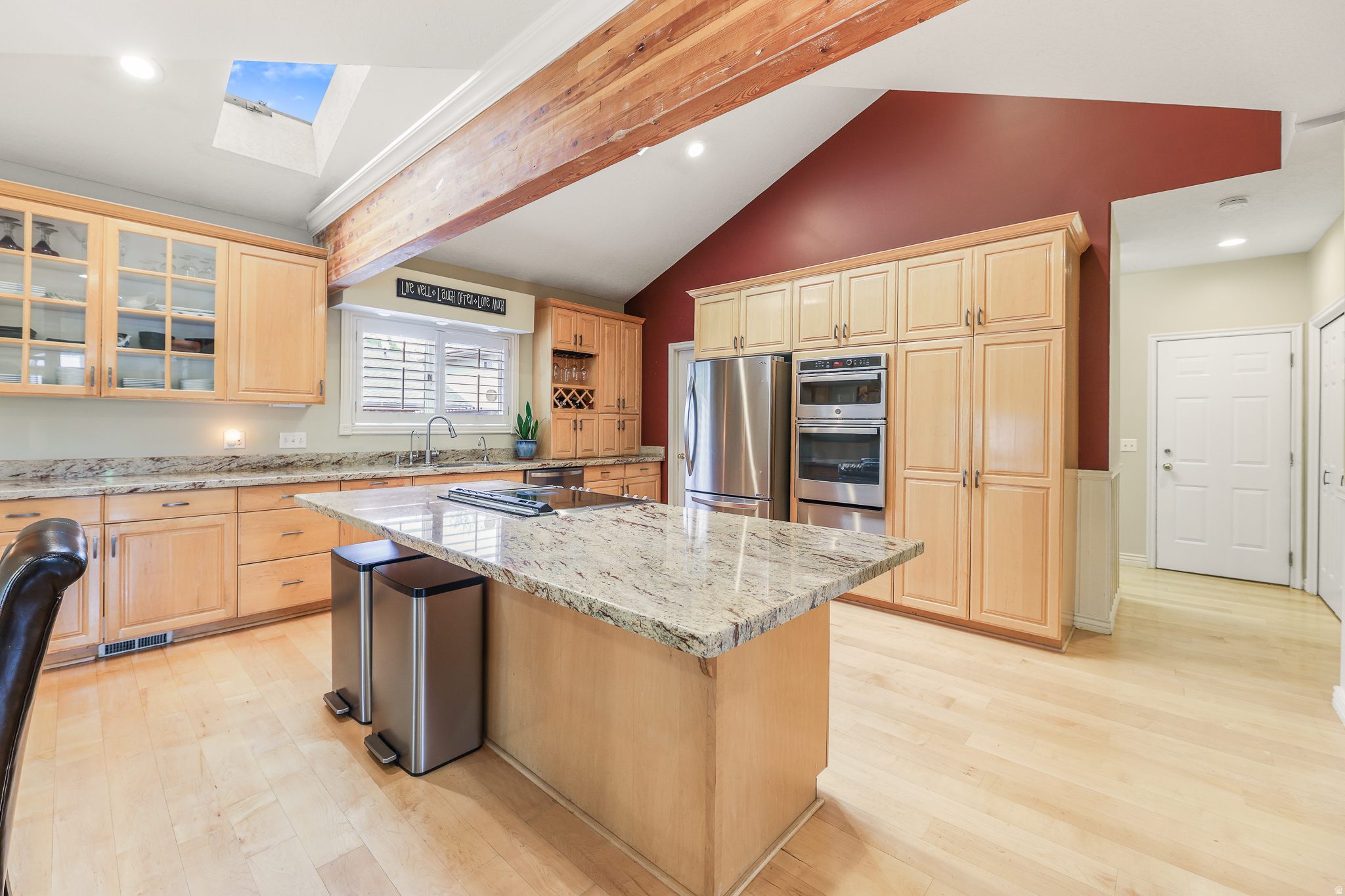 main property photo 15