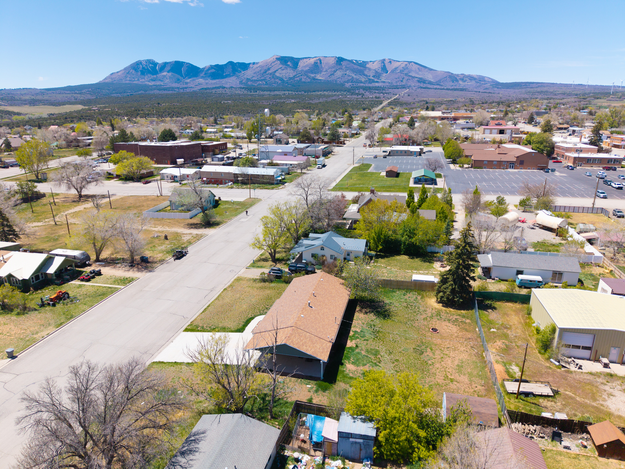 main property photo 4