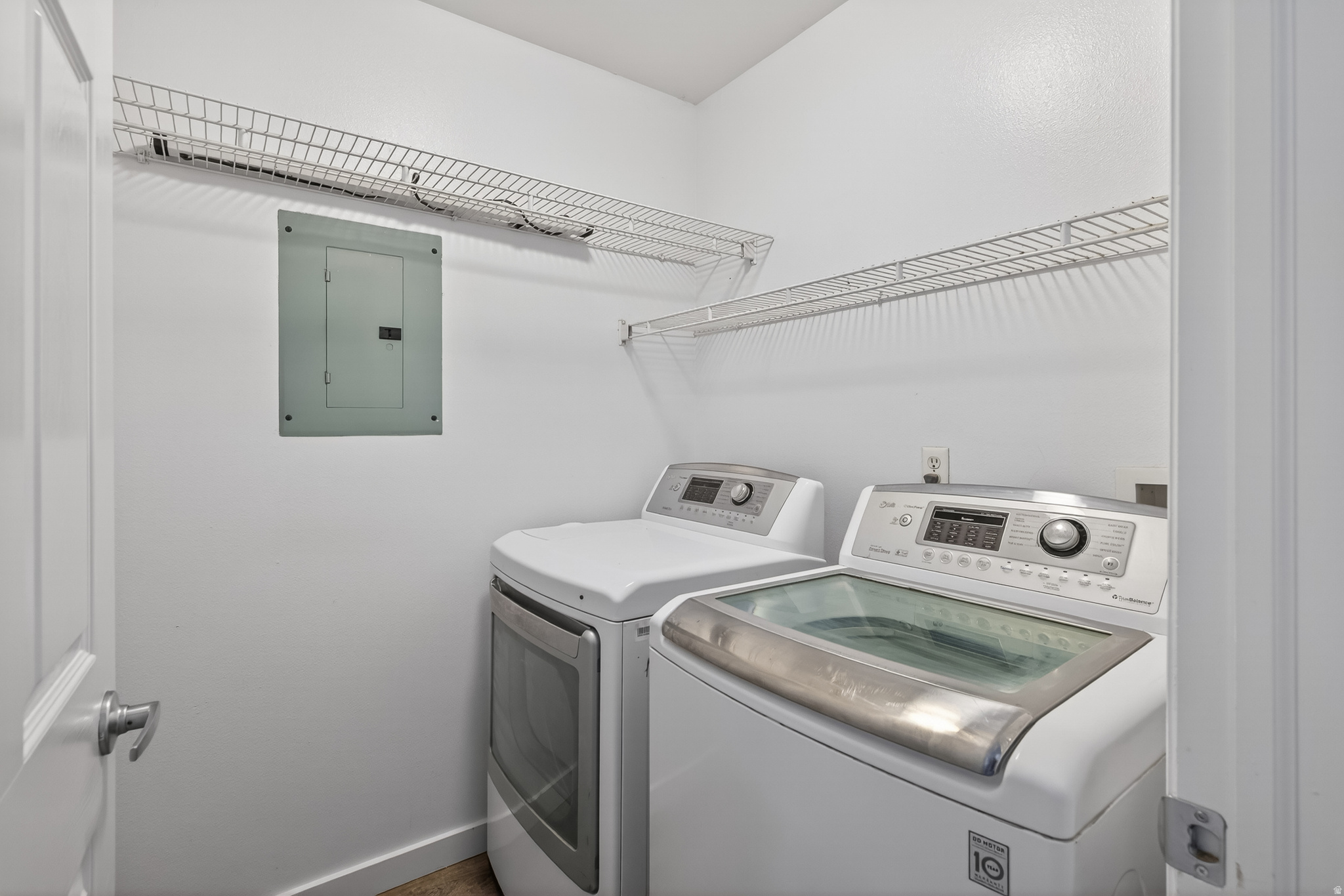 main property photo 12