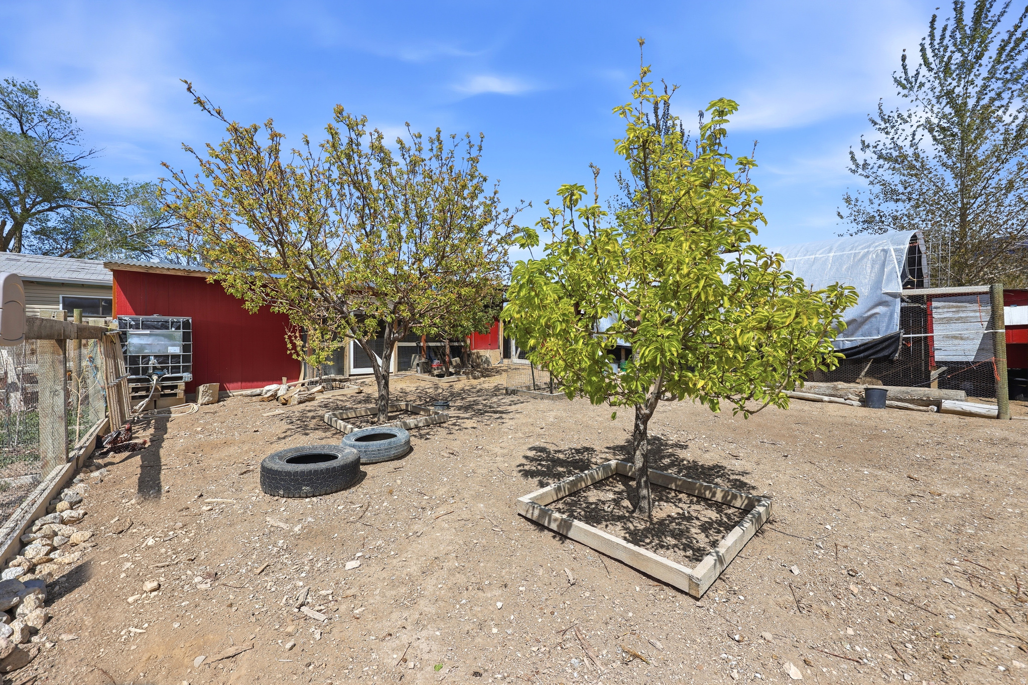 main property photo 26