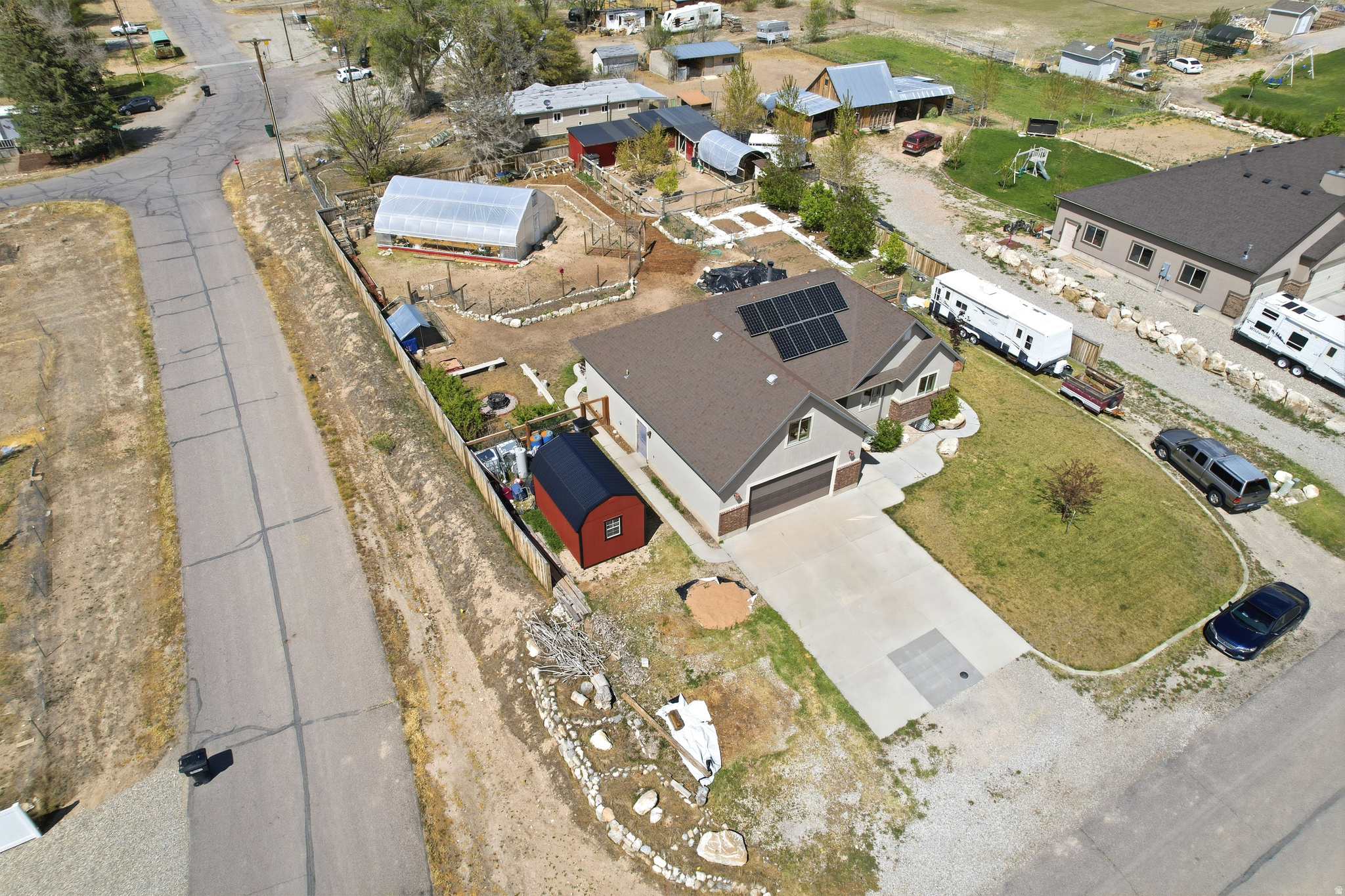 main property photo 29