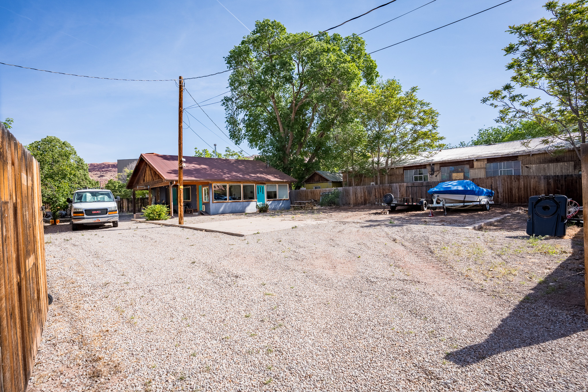 main property photo 15