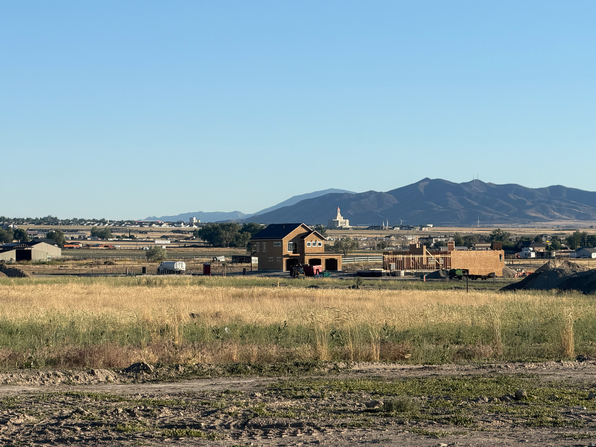 main property photo 3