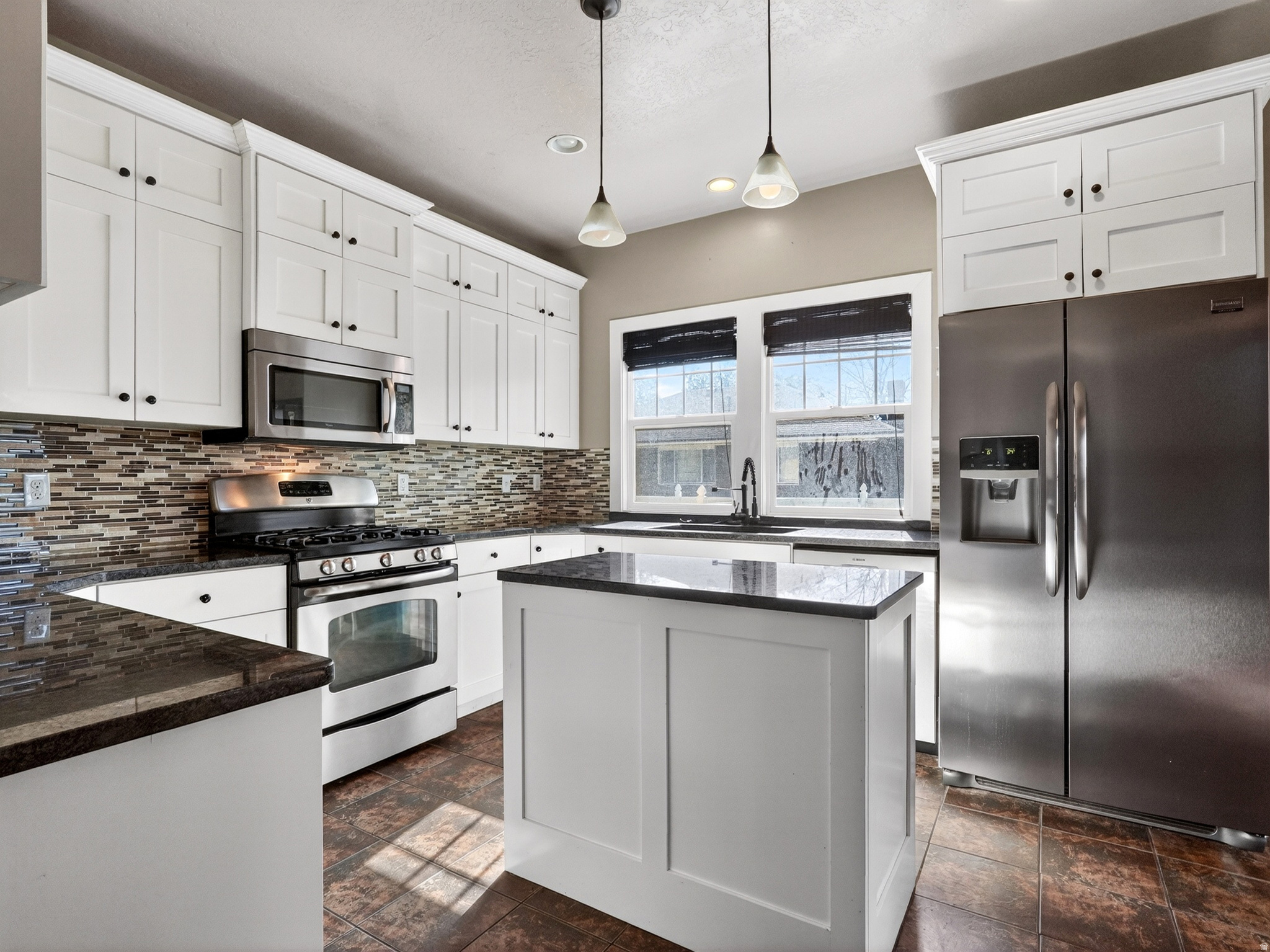 main property photo 16