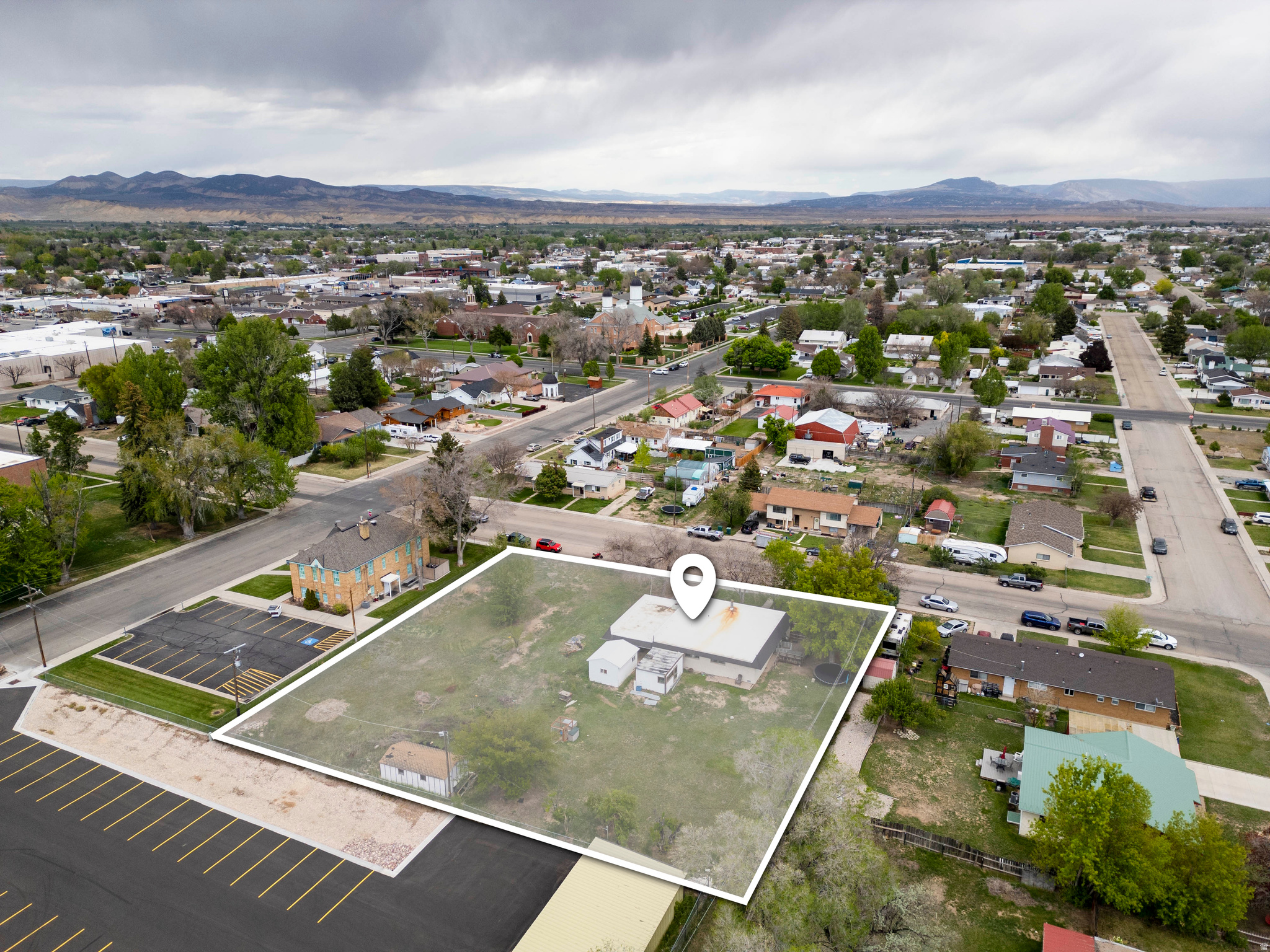 main property photo 43