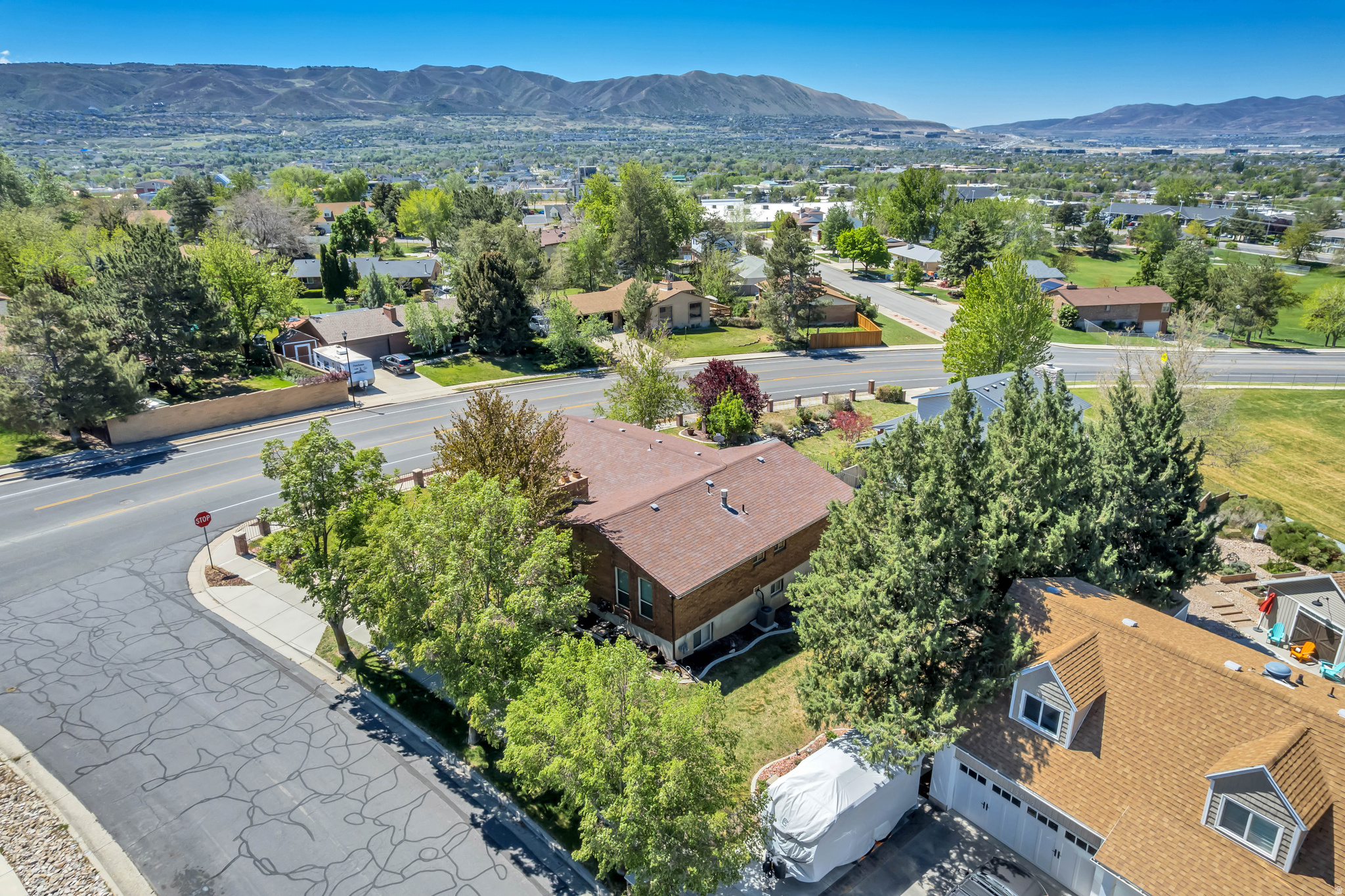 main property photo 54