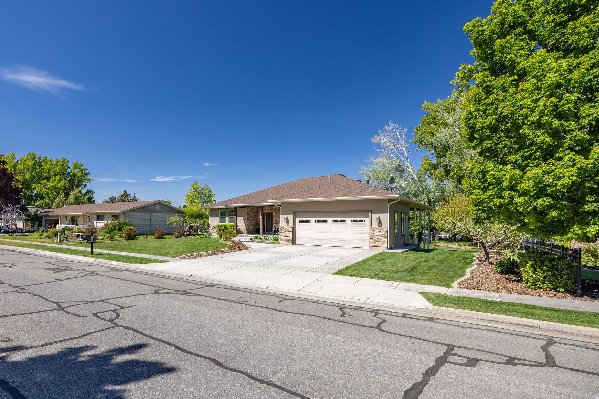main property photo 58