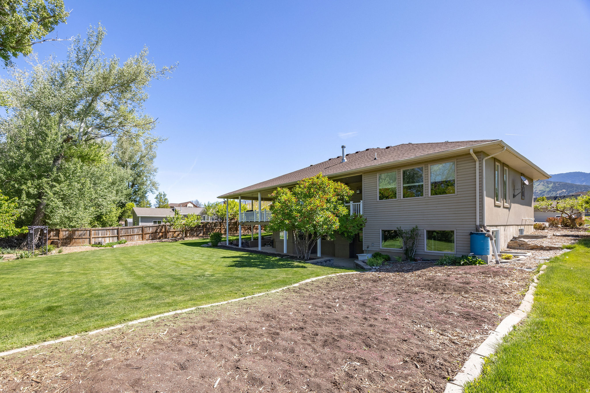 main property photo 61