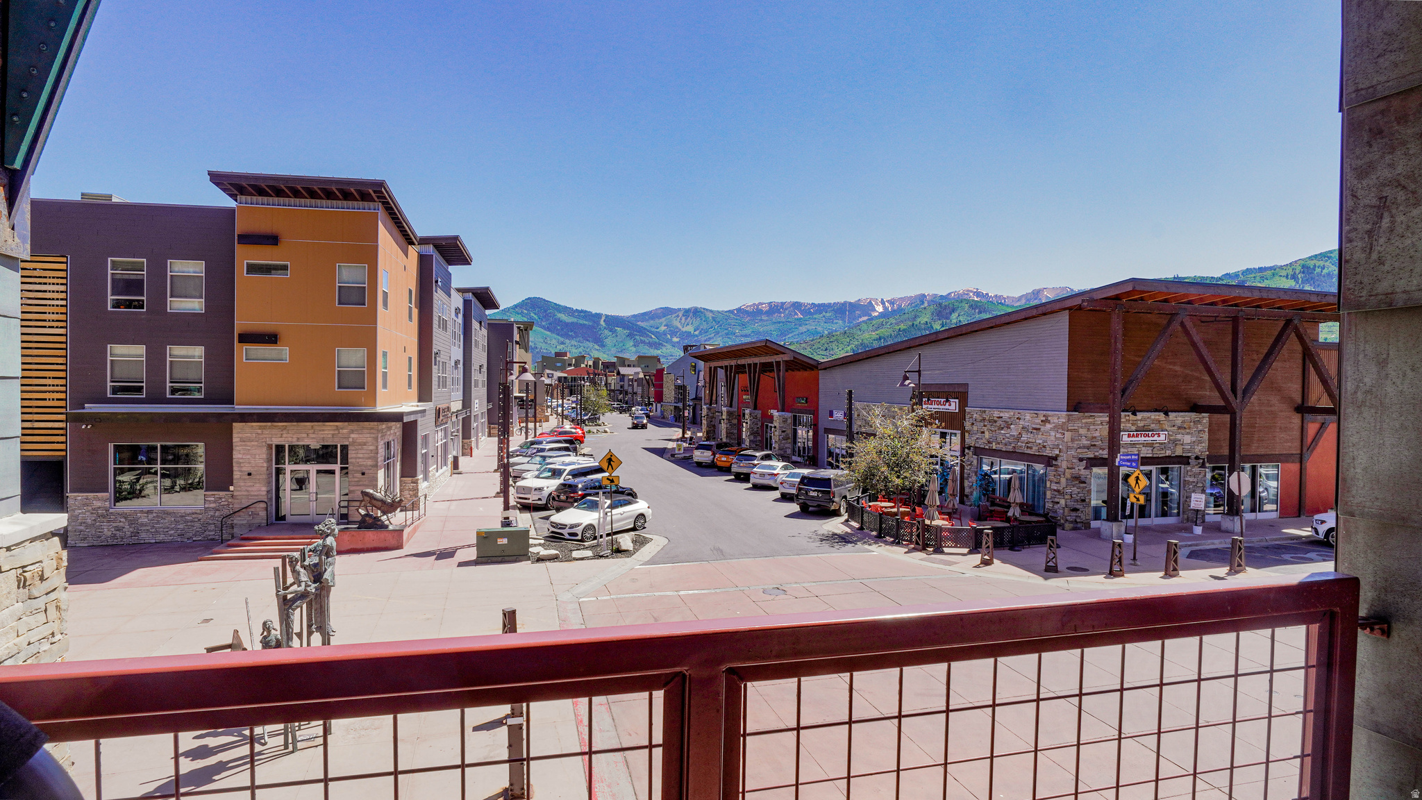 main property photo 16