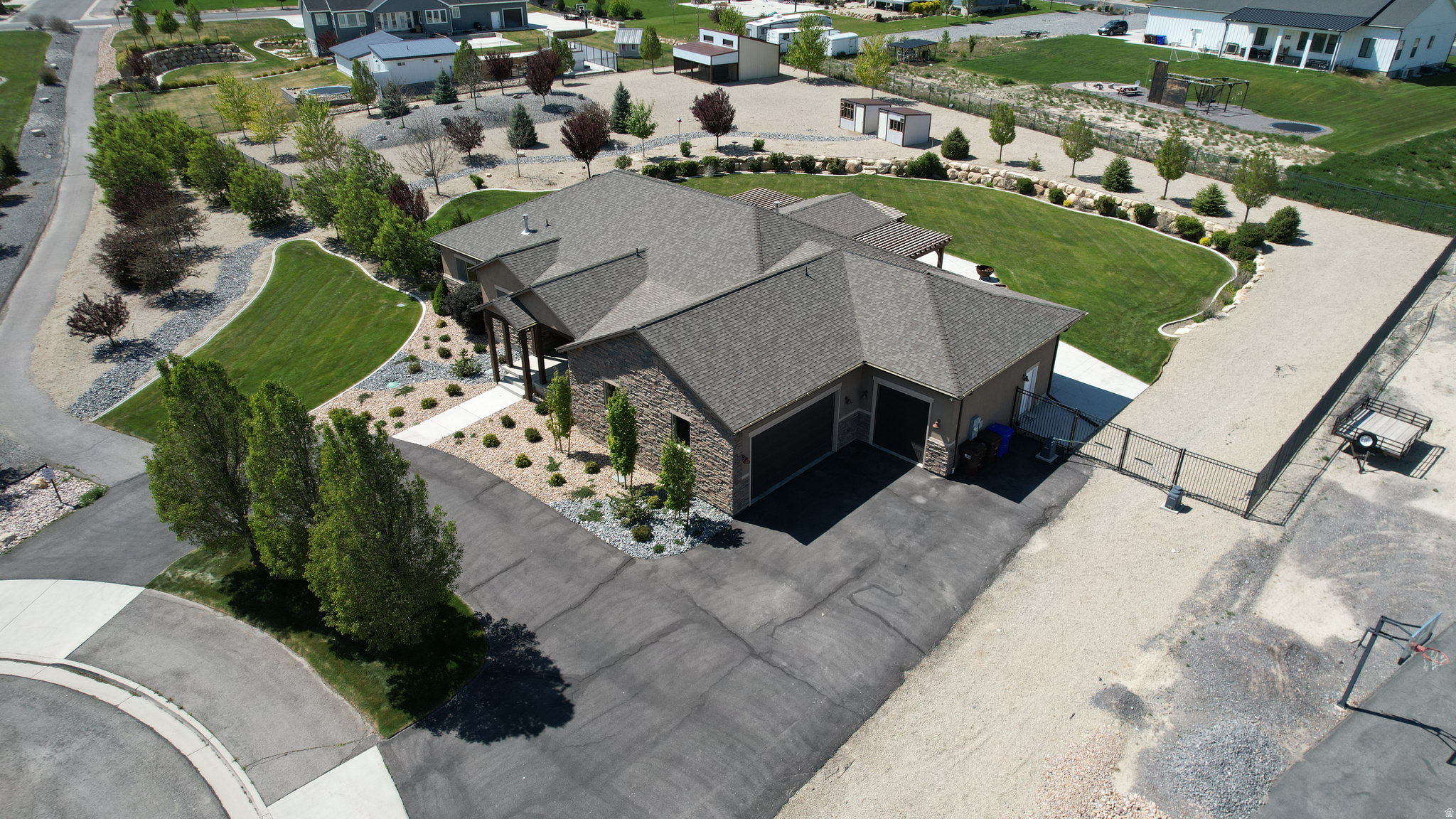 main property photo 83
