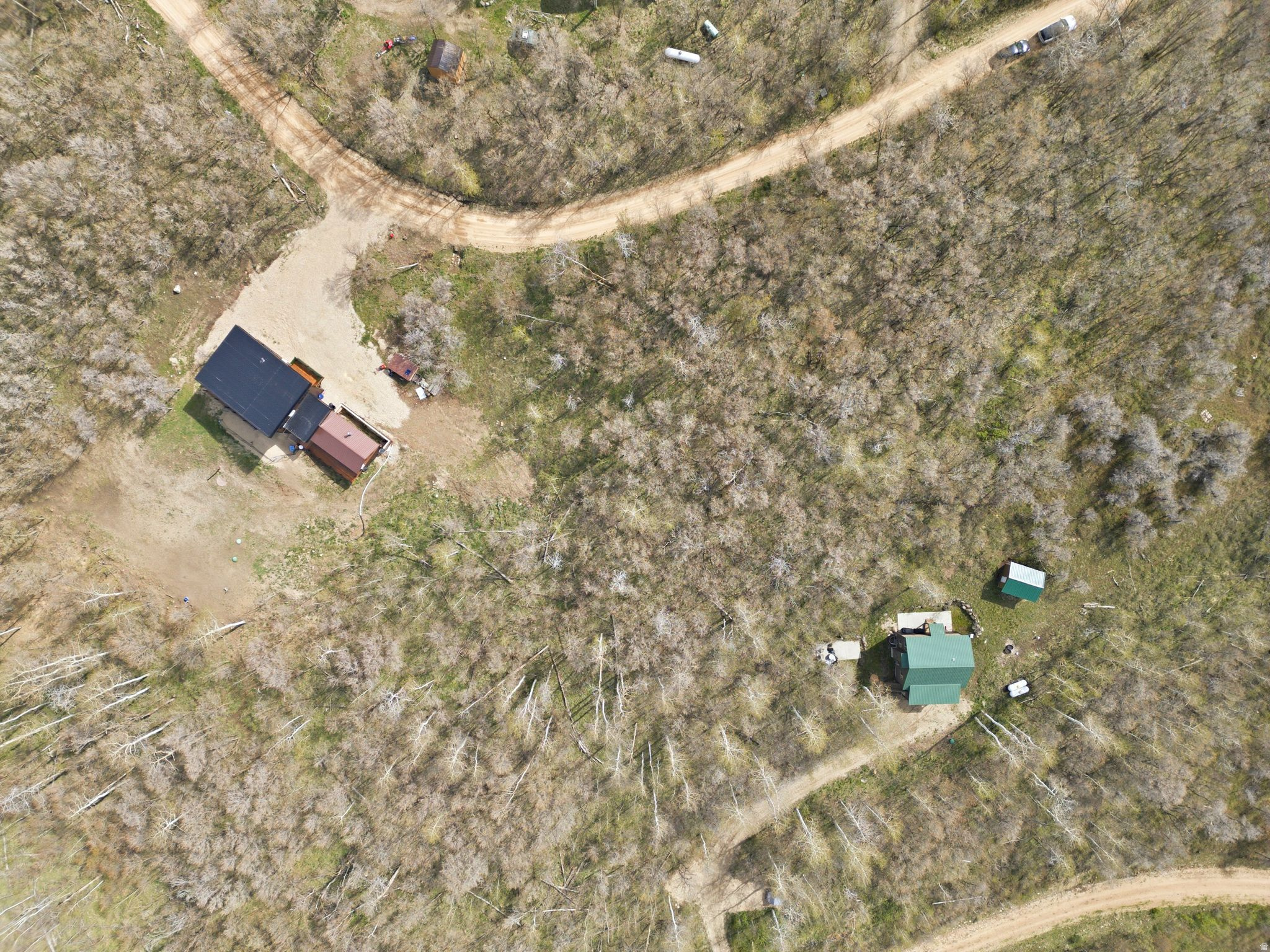 main property photo 11