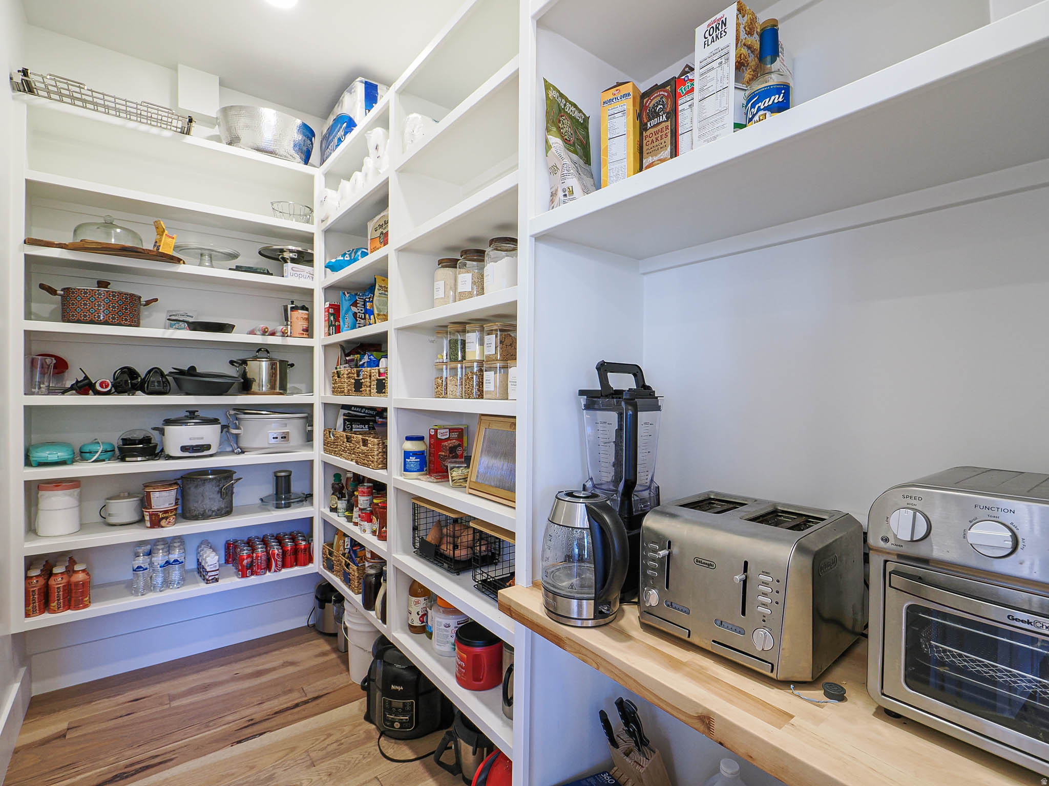 main property photo 45