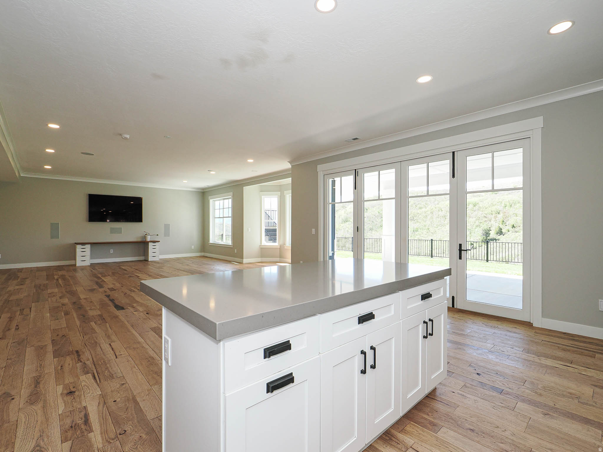 main property photo 76