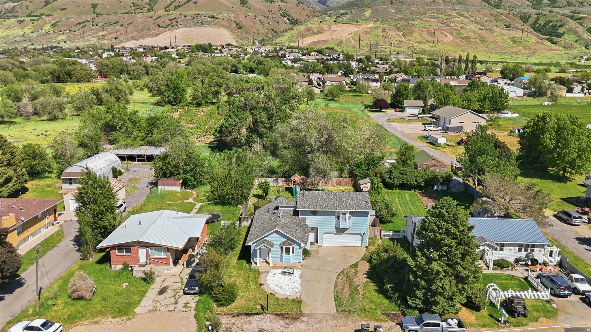 main property photo 26