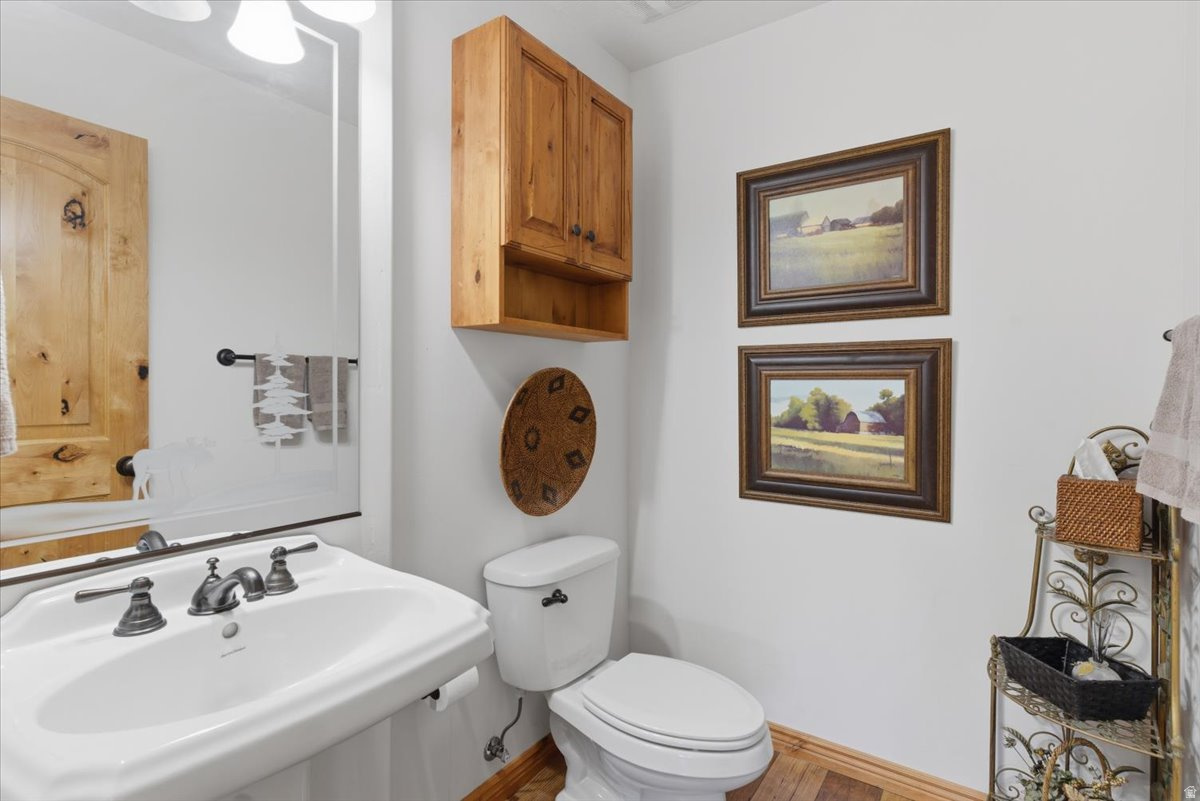 main property photo 16