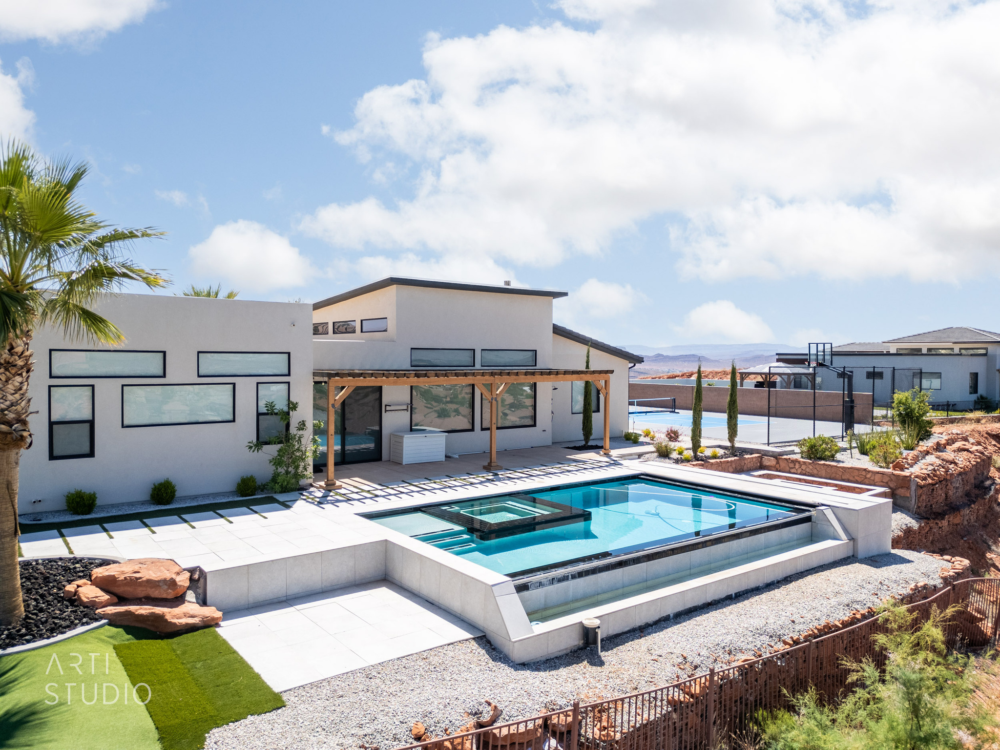 main property photo 37