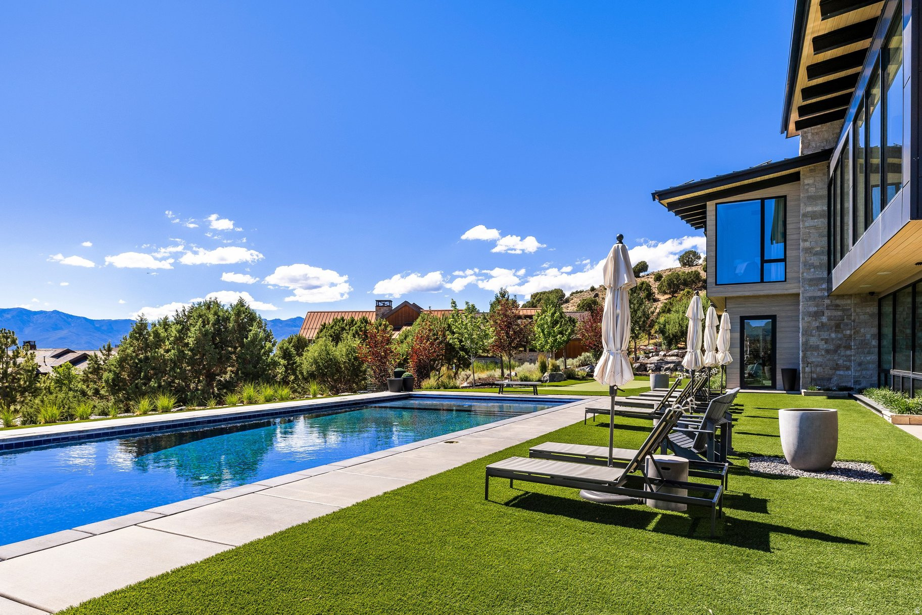 main property photo 62