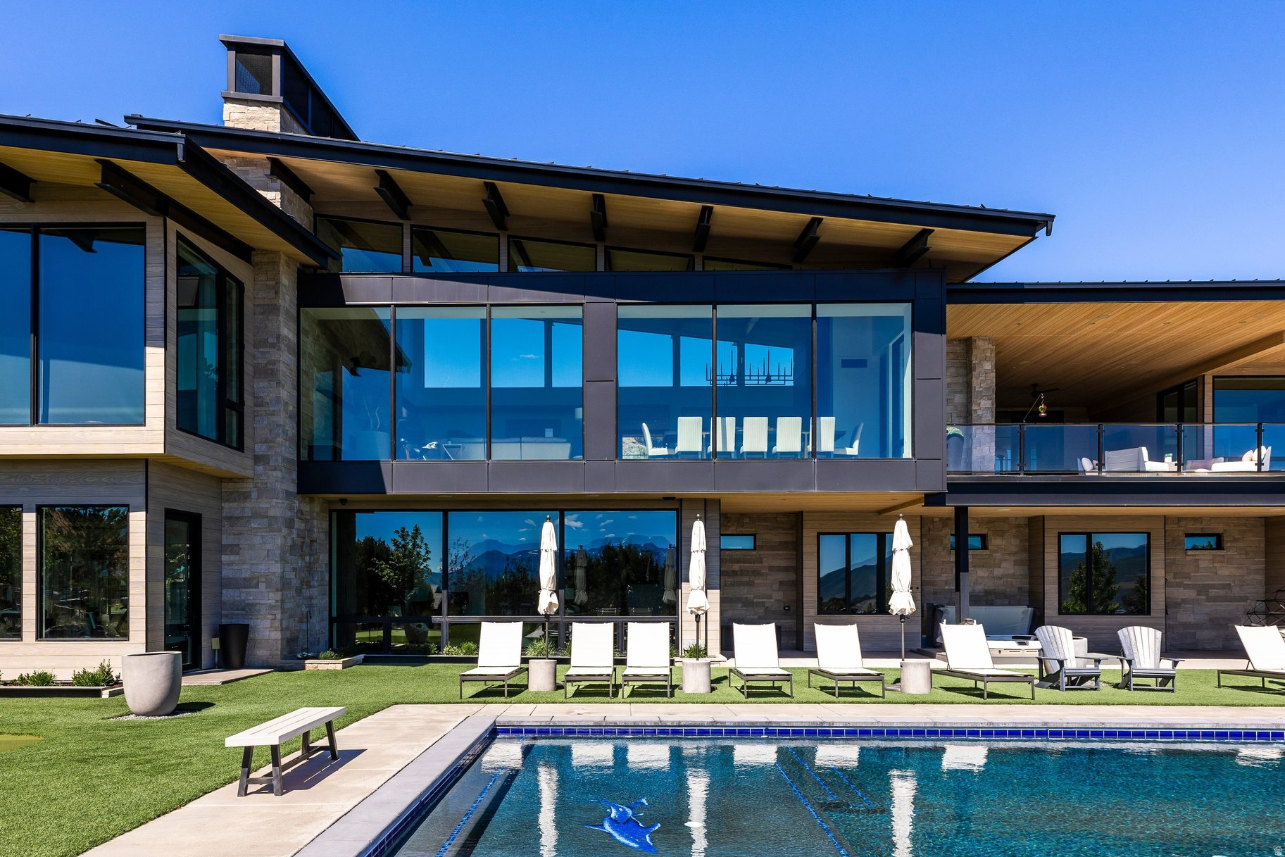 main property photo 64