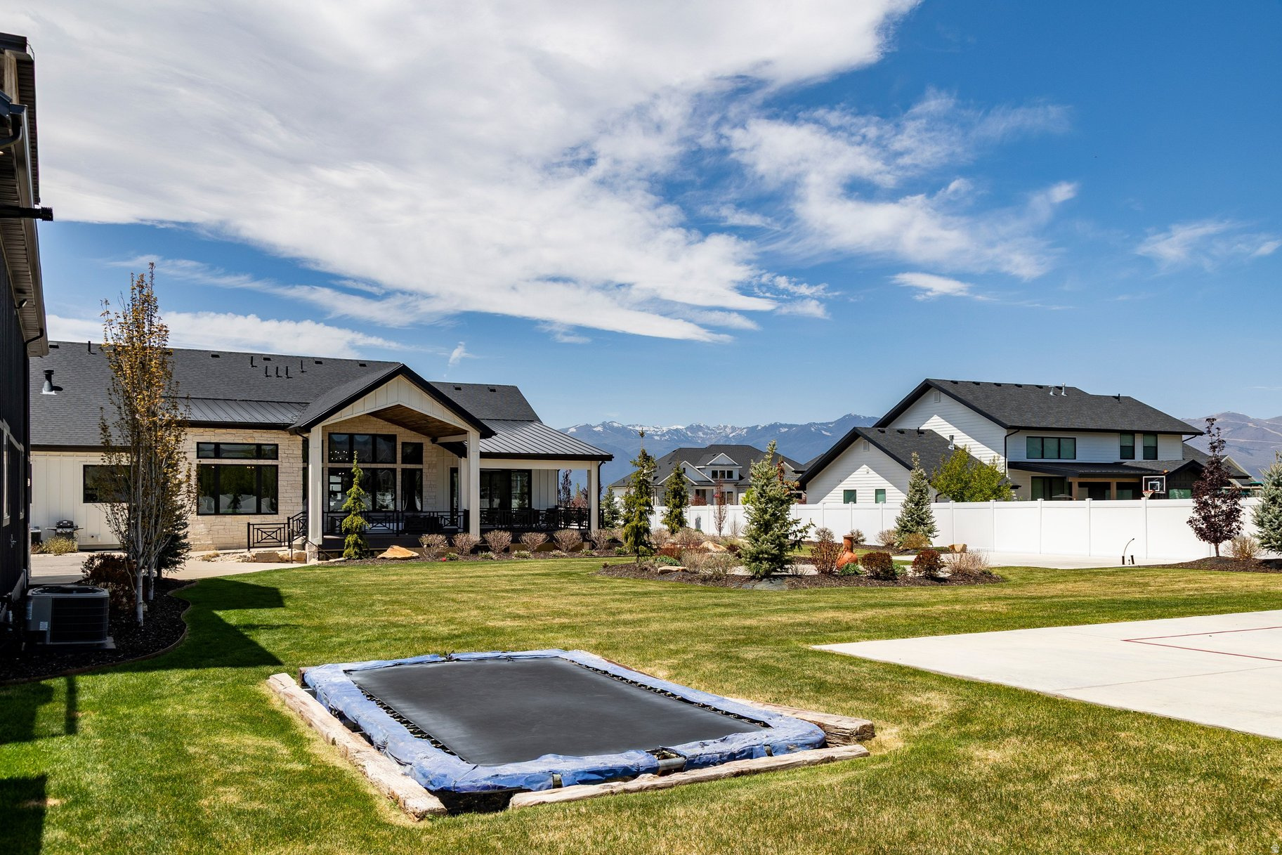 main property photo 66