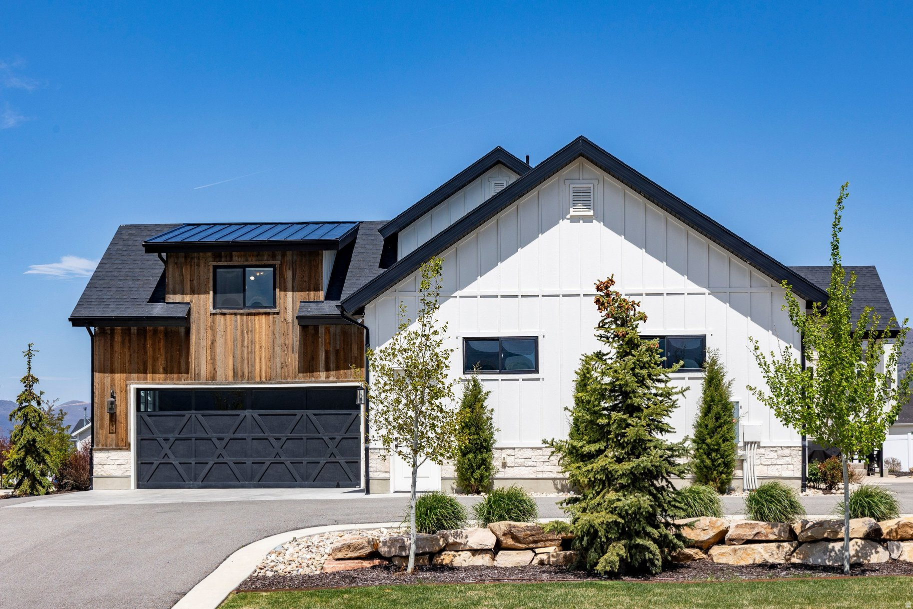 main property photo 68