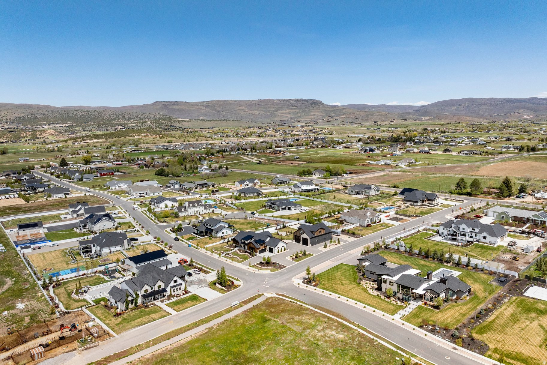 main property photo 81