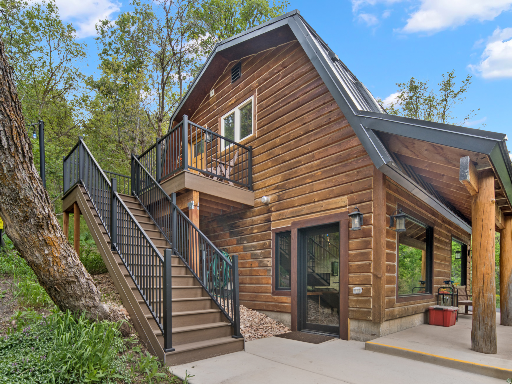 main property photo 125