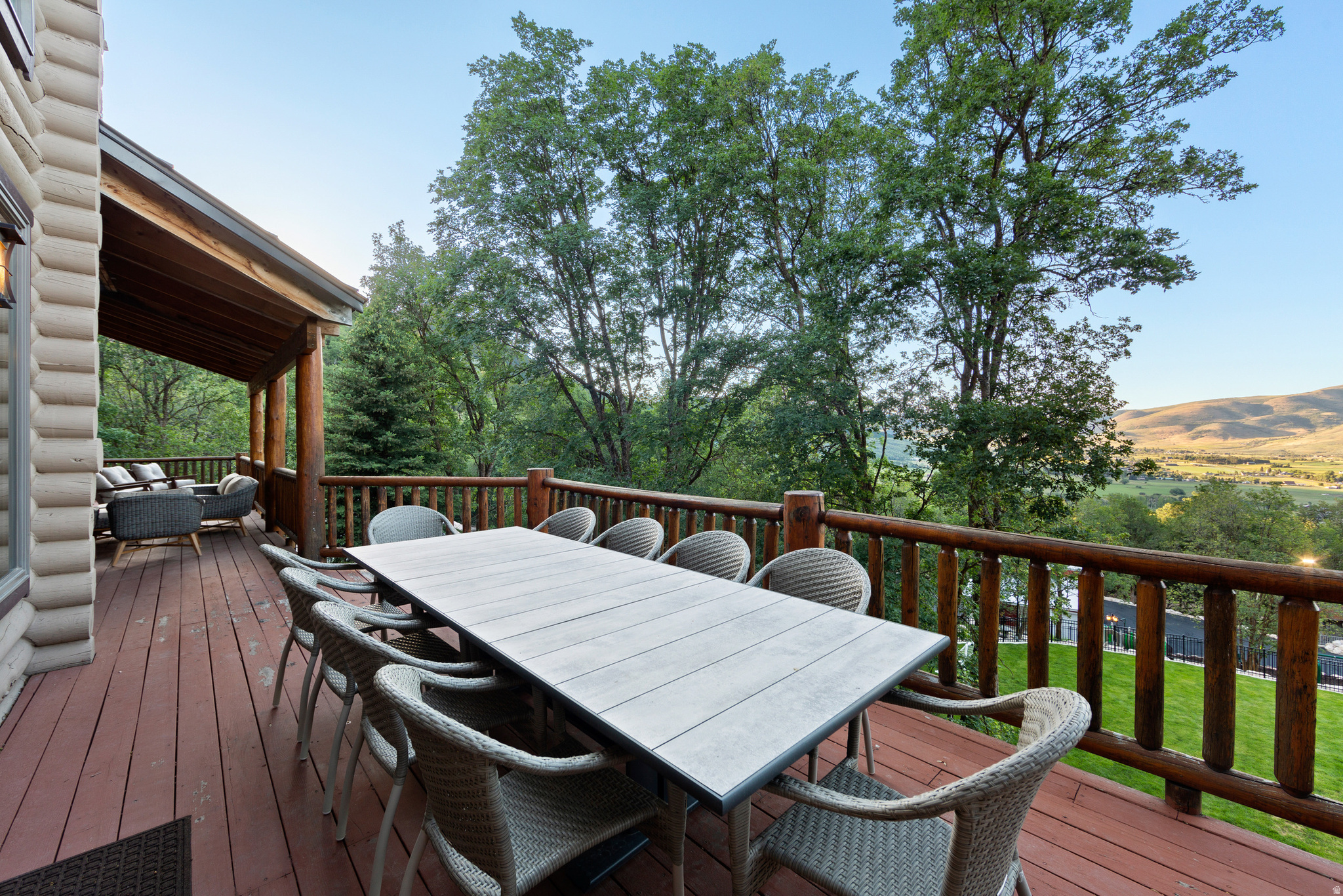 main property photo 90