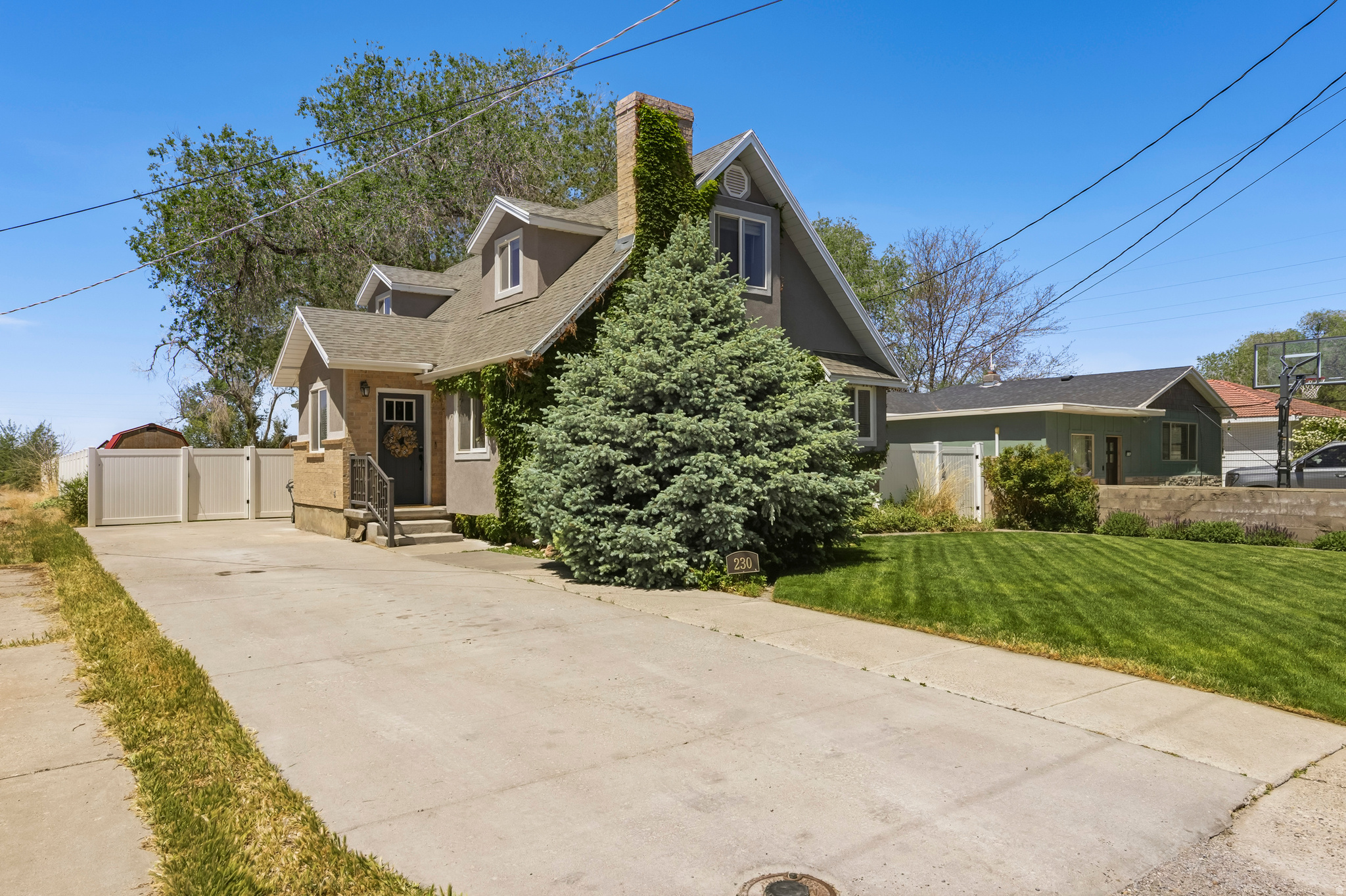 main property photo 1