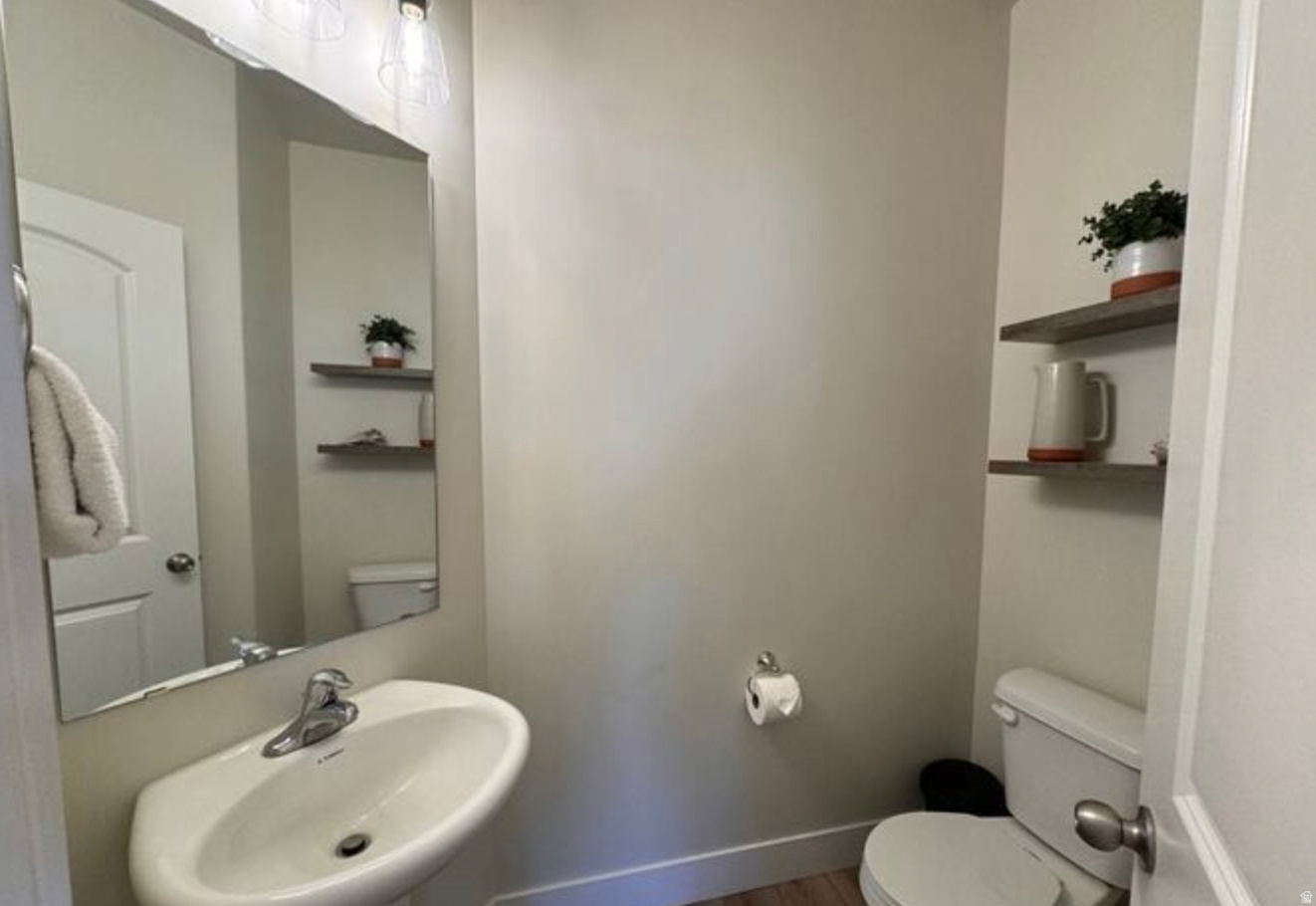 main property photo 8