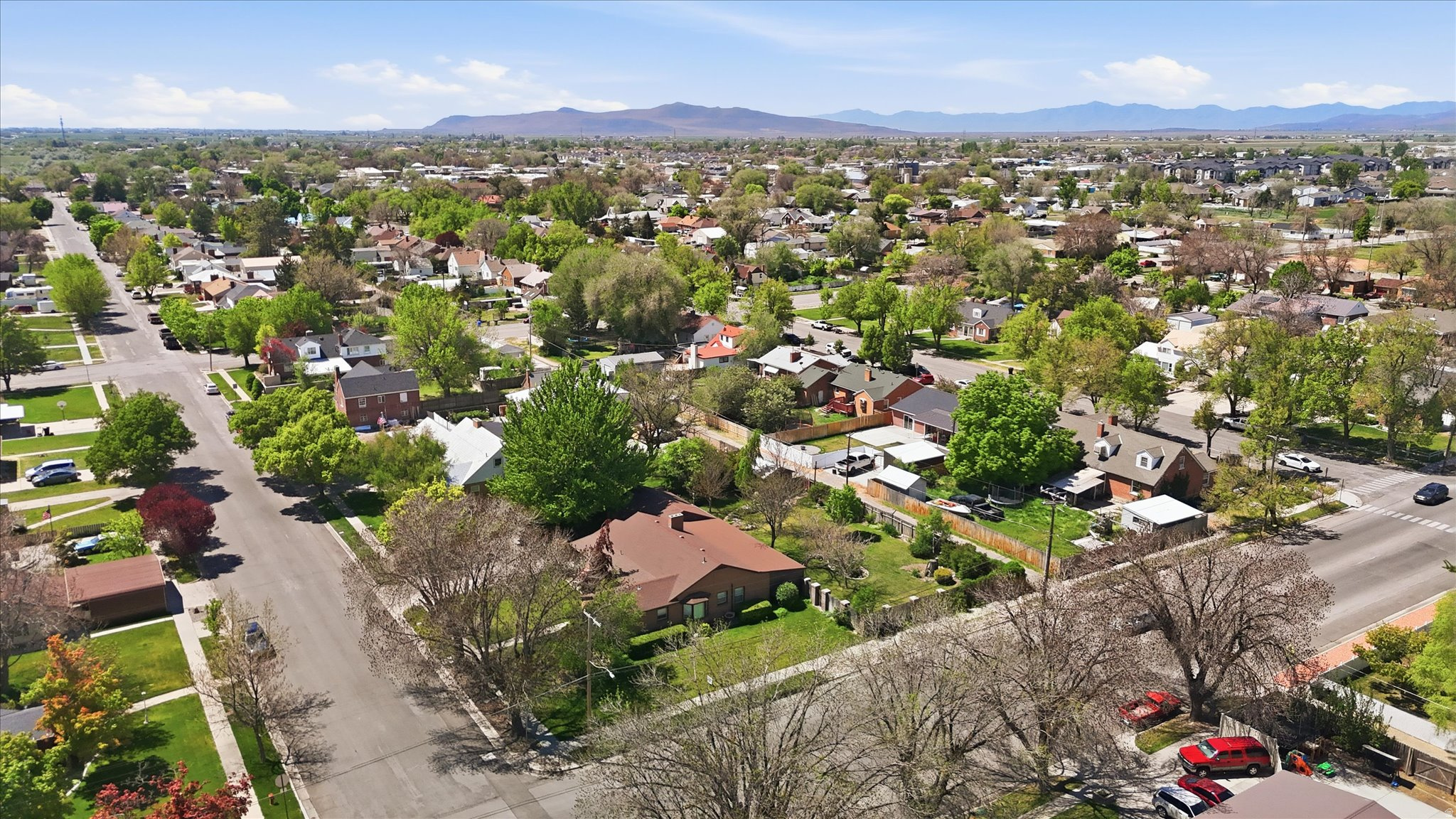 main property photo 50