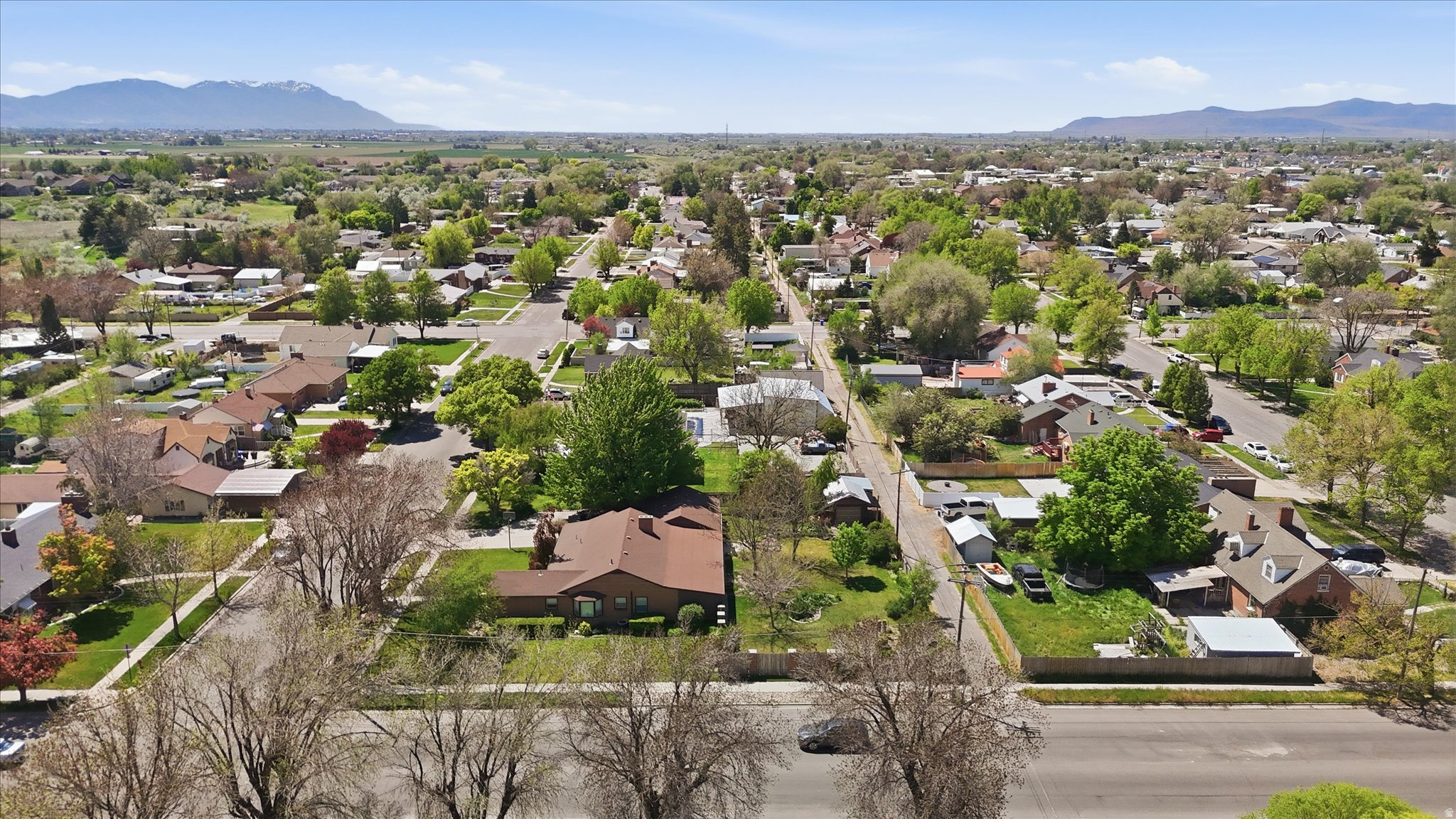 main property photo 51