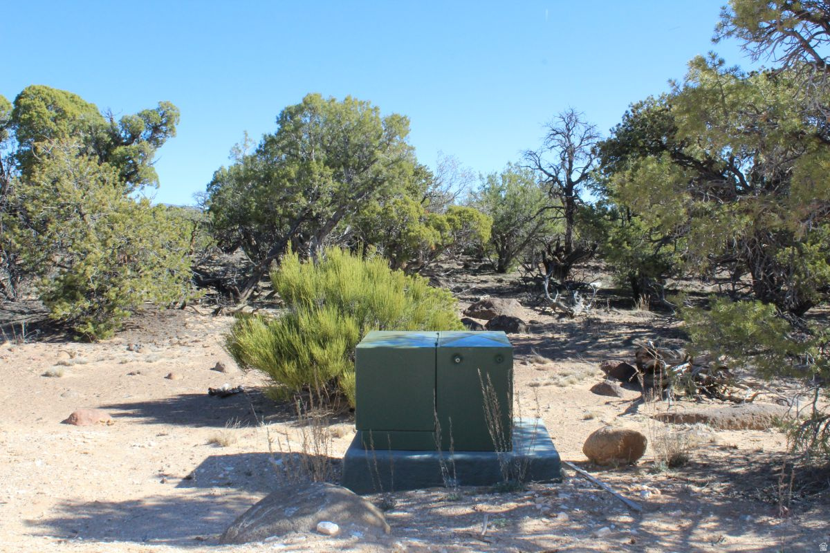 main property photo 16