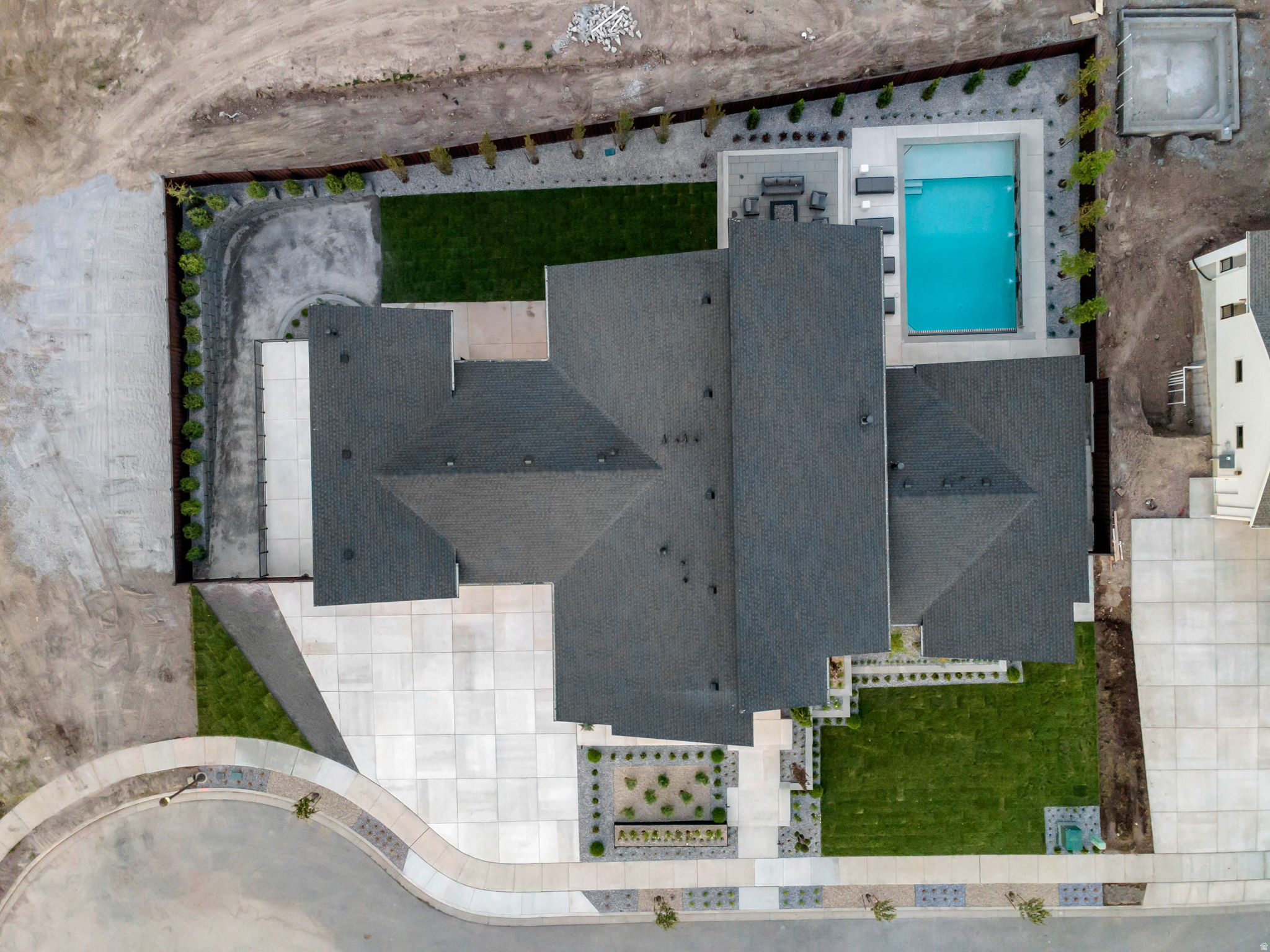 main property photo 79