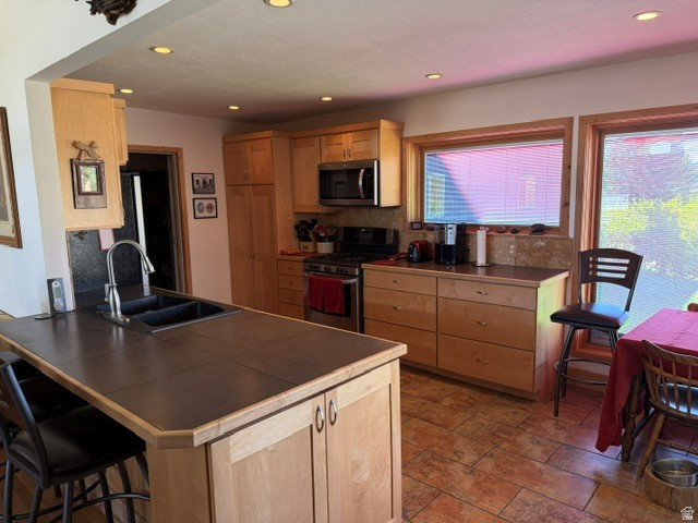 main property photo 7