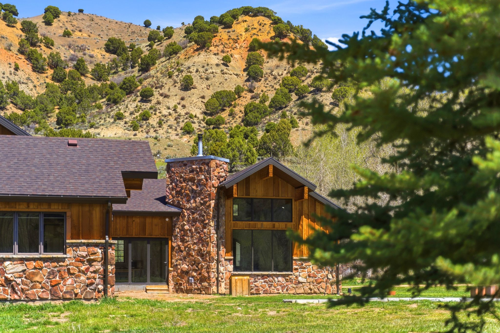 main property photo 44